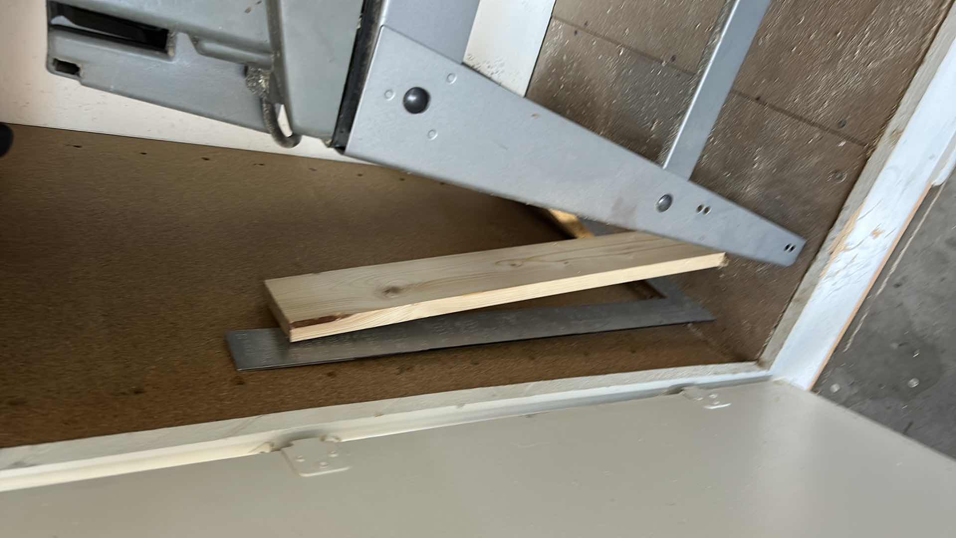 Photo 1 of CRAFTSMAN 10” TABLE SAW