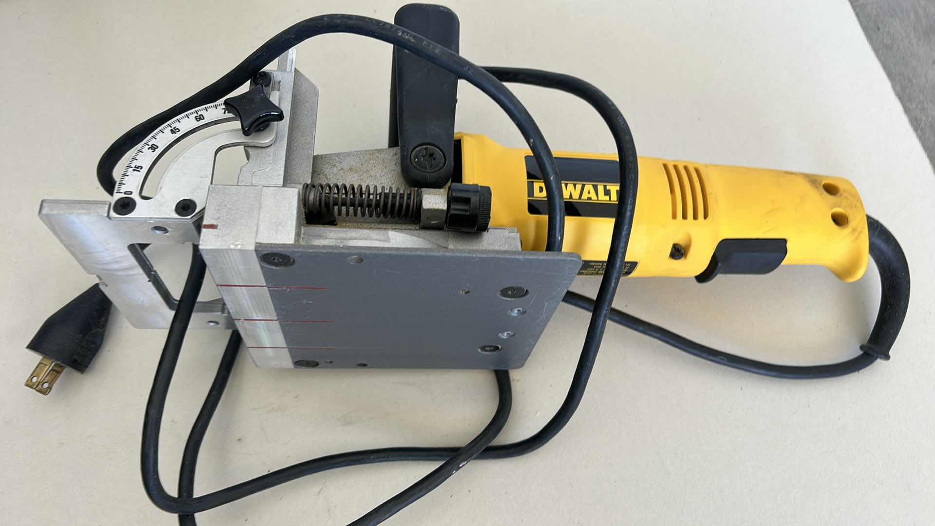 Photo 1 of DEWALT PLATE JOINER TOOL