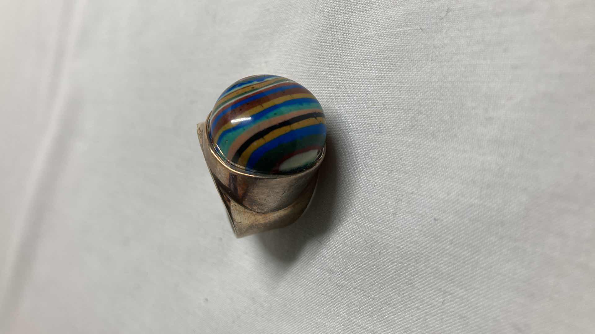 Photo 1 of RAINBOW CALSILICA & SILVER PLATED RING SIZE 9/10