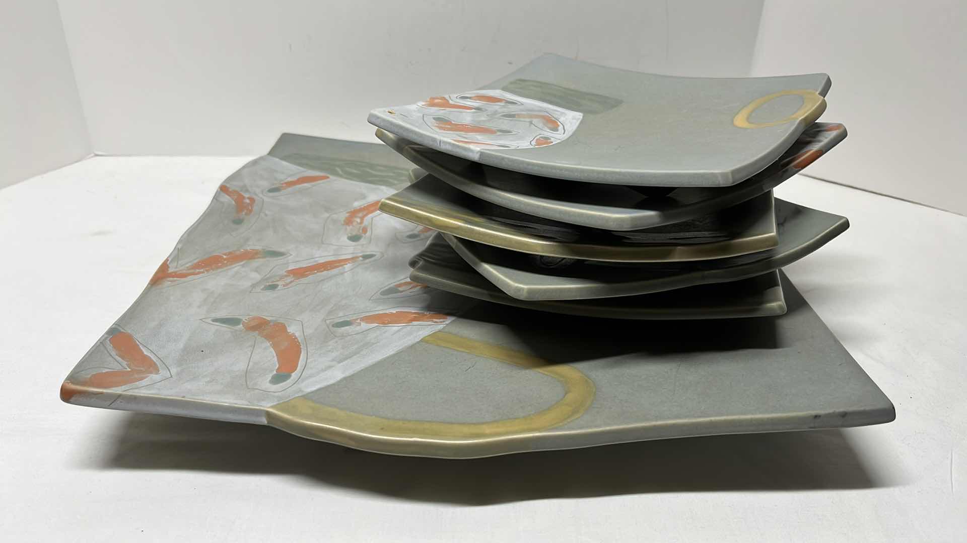 Photo 1 of INES DE BOOY PLATTER 14” AND PLATES 8” (6 PCS)