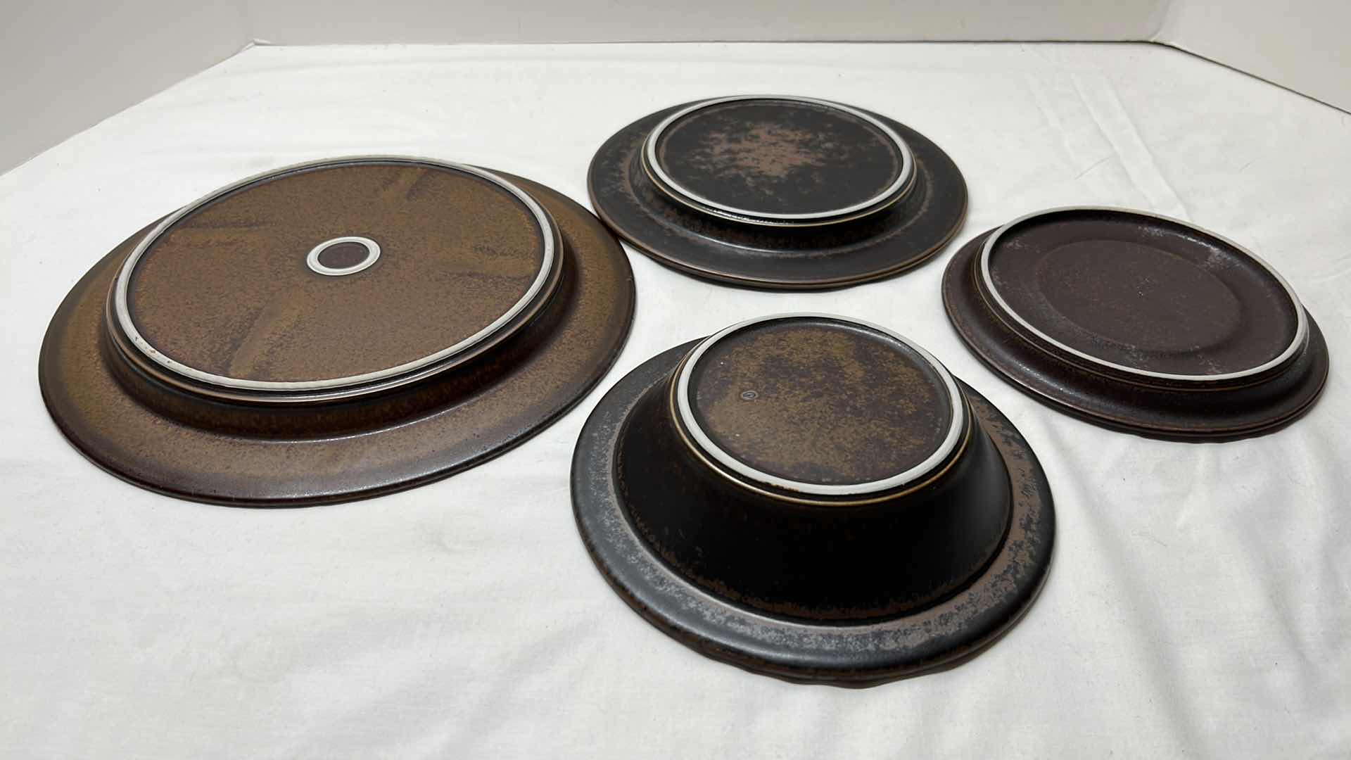 Photo 5 of 32 PC INDUSTRIAL STYLE CERAMIC PLATES & BOWLS