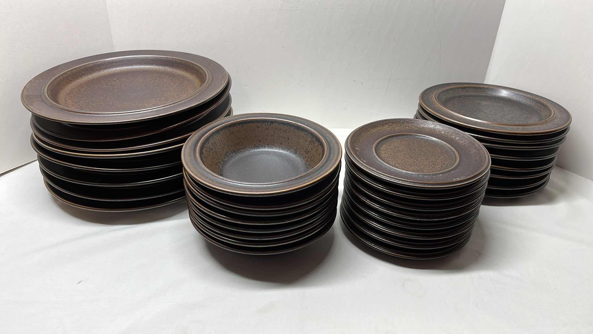 Photo 1 of 32 PC INDUSTRIAL STYLE CERAMIC PLATES & BOWLS