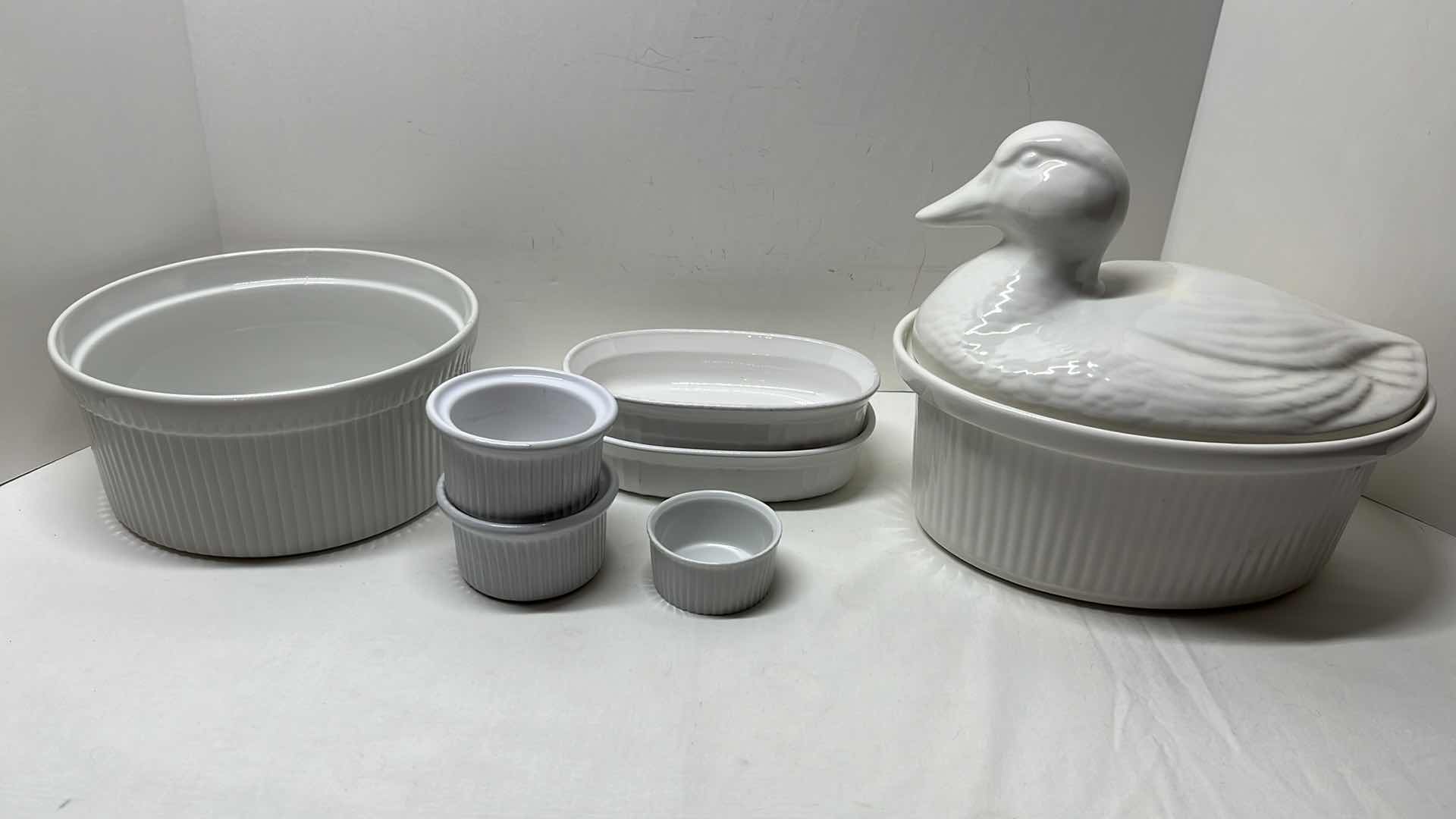 Photo 1 of 7 PC CORNING WARE DISHES