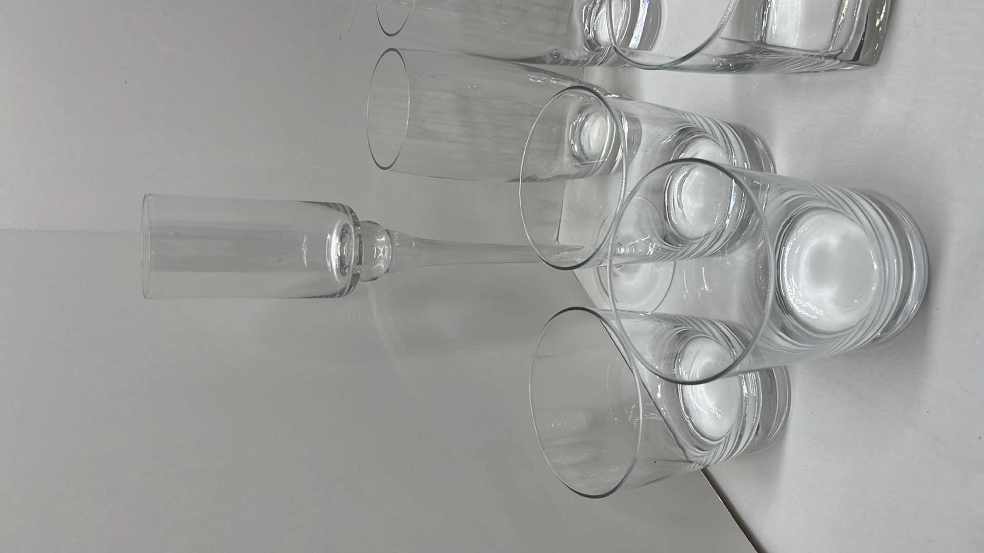 Photo 2 of 22 PCS CLEAR GLASSWARE