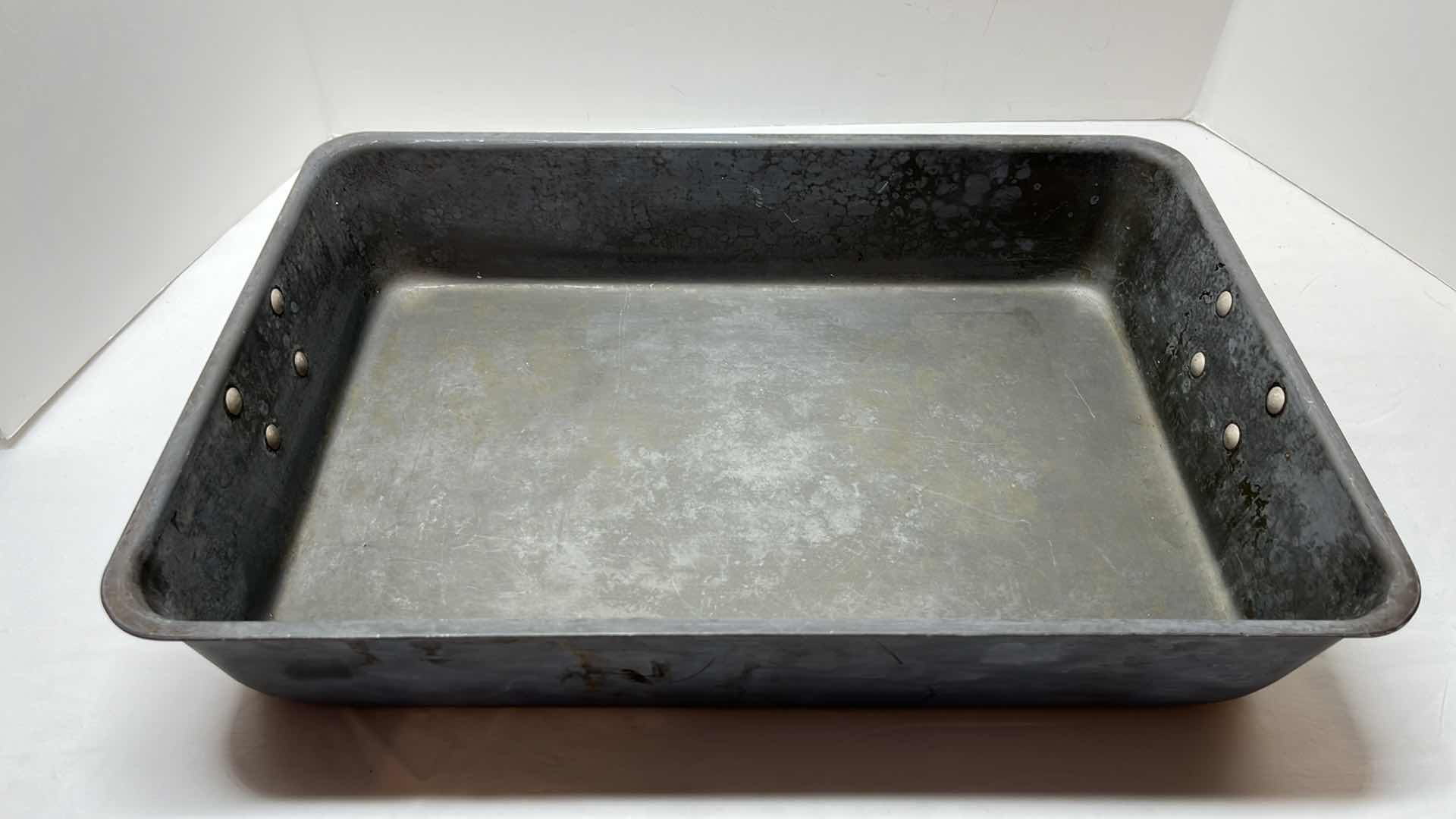Photo 4 of COMMERCIAL ALUMINUM COOKWARE ROASTING PAN W RACK 13” X 18.5” X 3.75”H
