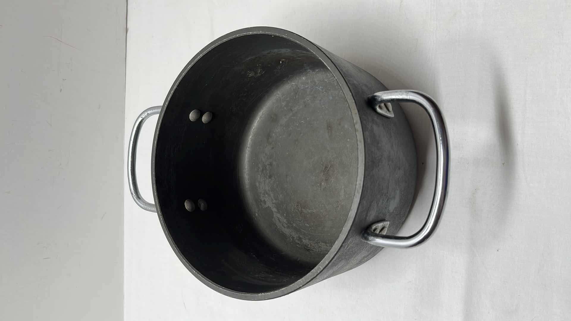 Photo 4 of VINTAGE COMMERCIAL ALUMINUM COOKWARE 3.5 QT SAUCEPAN & LID (8703 1/2)