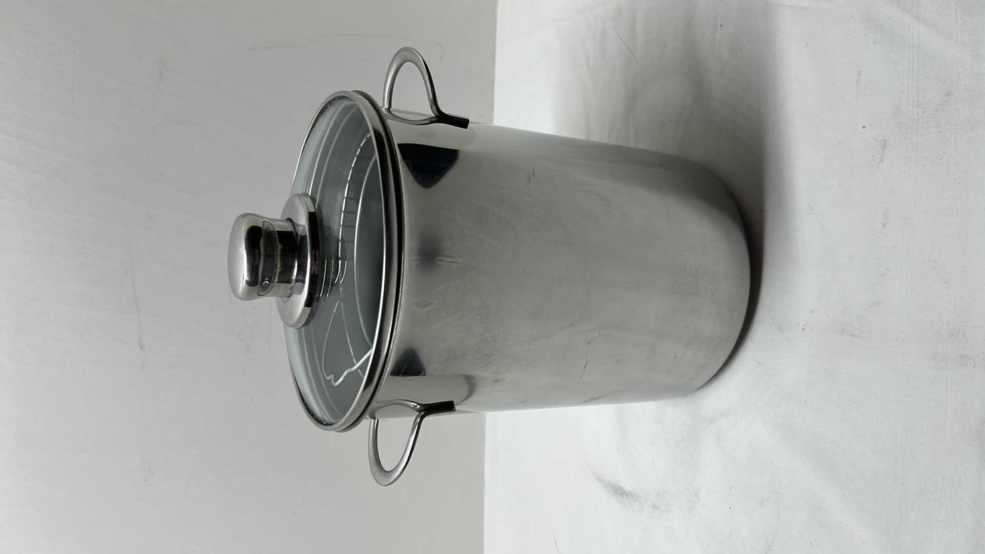 Photo 1 of STAINLESS STEEL VERTICAL ASPARAGUS/VEGETABLE COOKER & STEAMER 6.5” X 9”H