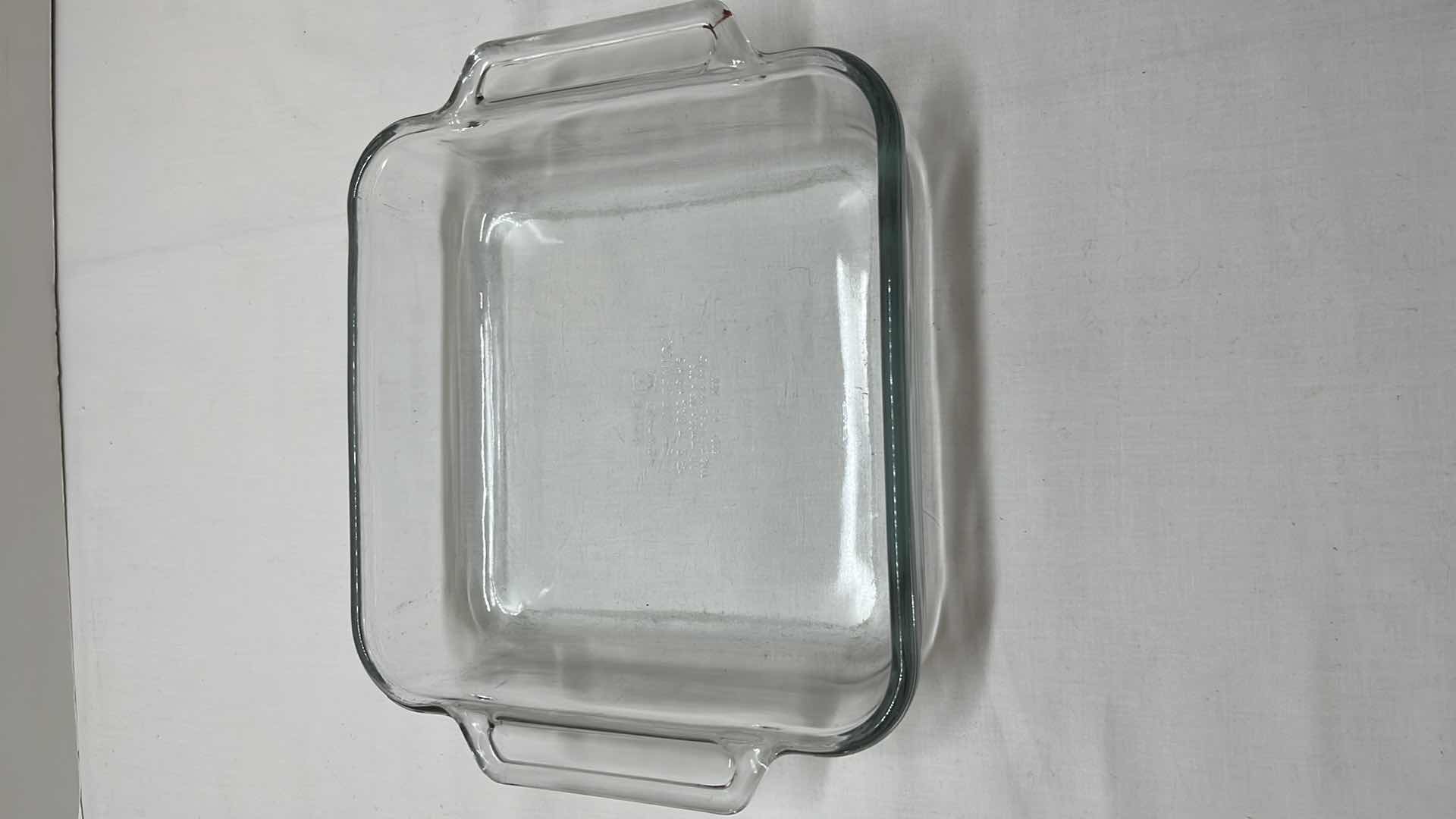 Photo 6 of VINTAGE PYREX GLASS CLEAR CORNING WARE/OVAL ROASTER W LID & ANCHOR OVENWARE GLASS 2 QT SQUARE BAKING DISH