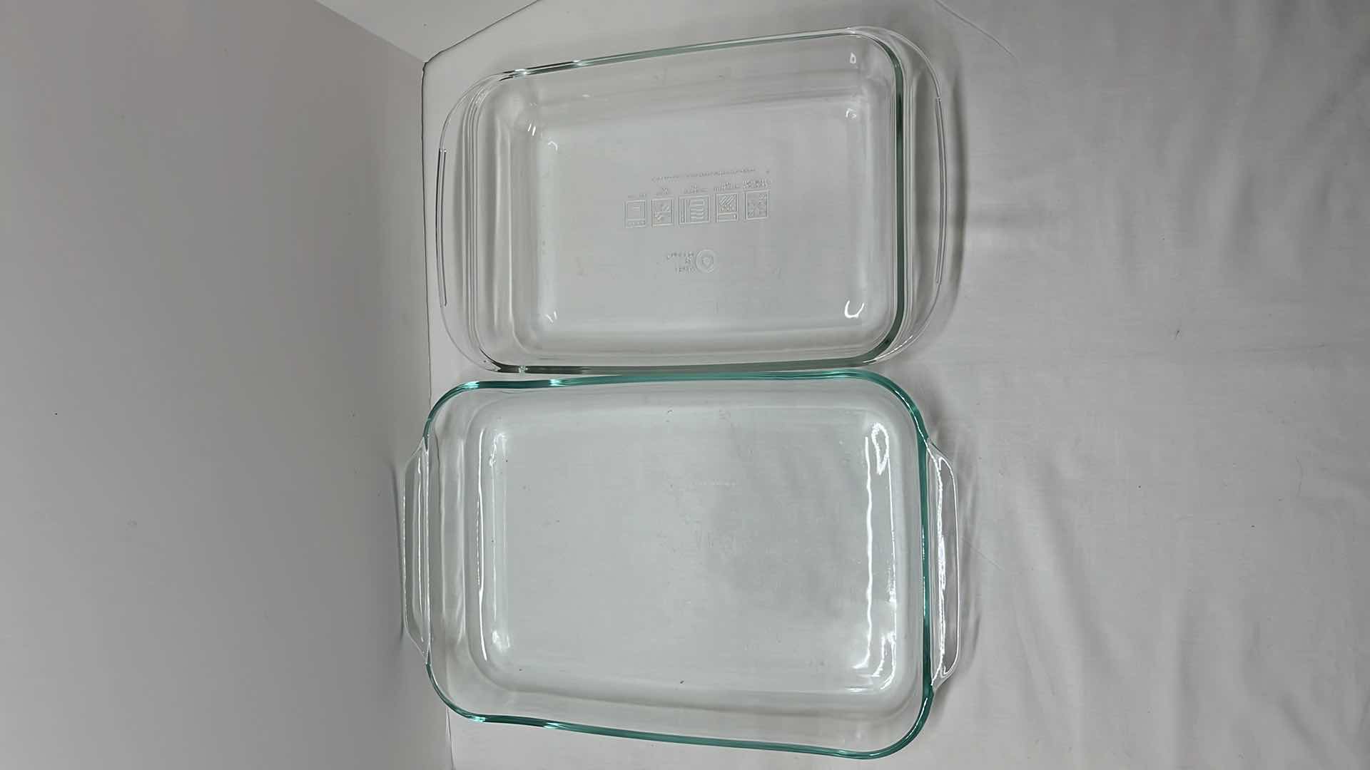 Photo 2 of PYREX CORNING WARE CLEAR GLASS 4.8 QUART OBLONG BAKING DISH (#234) & MADE BY DESIGN CLEAR GLASS 3 QT OBLONG BAKING DISH