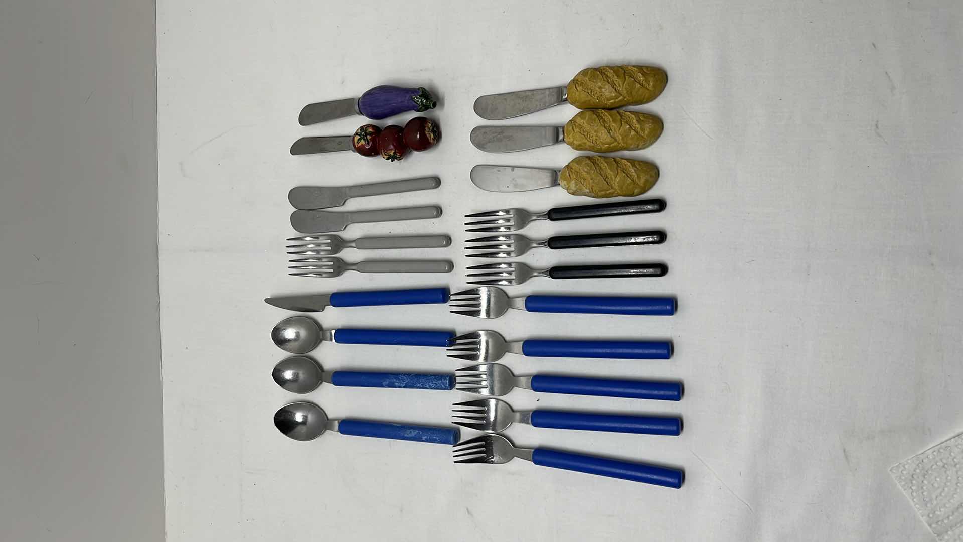 Photo 1 of 21 PCS COCKTAIL FORKS AND SPREADER KNIVES