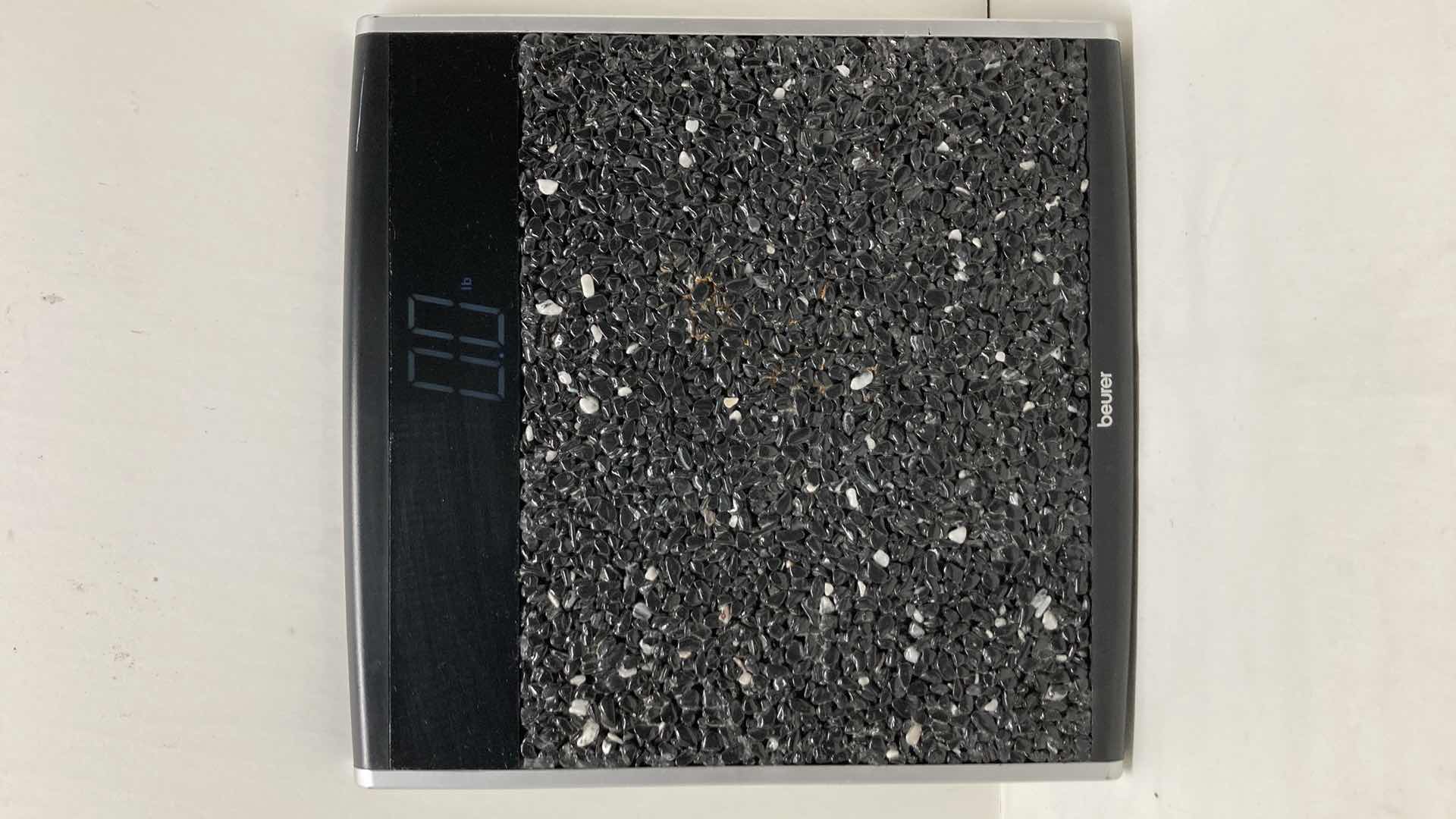Photo 1 of BEURER PEBBLE FINISH BATHROOM SCALE MODEL PS890(754.70)