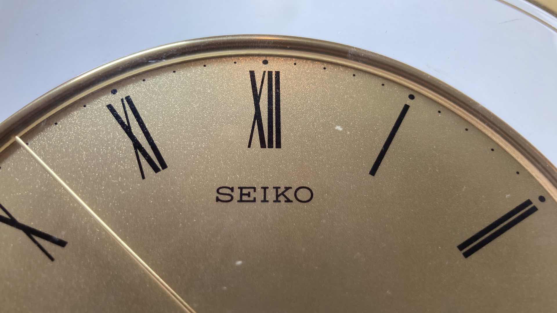 Photo 5 of SEIKO PLASTIC CASE DESK CLOCK 8.5” X 9”