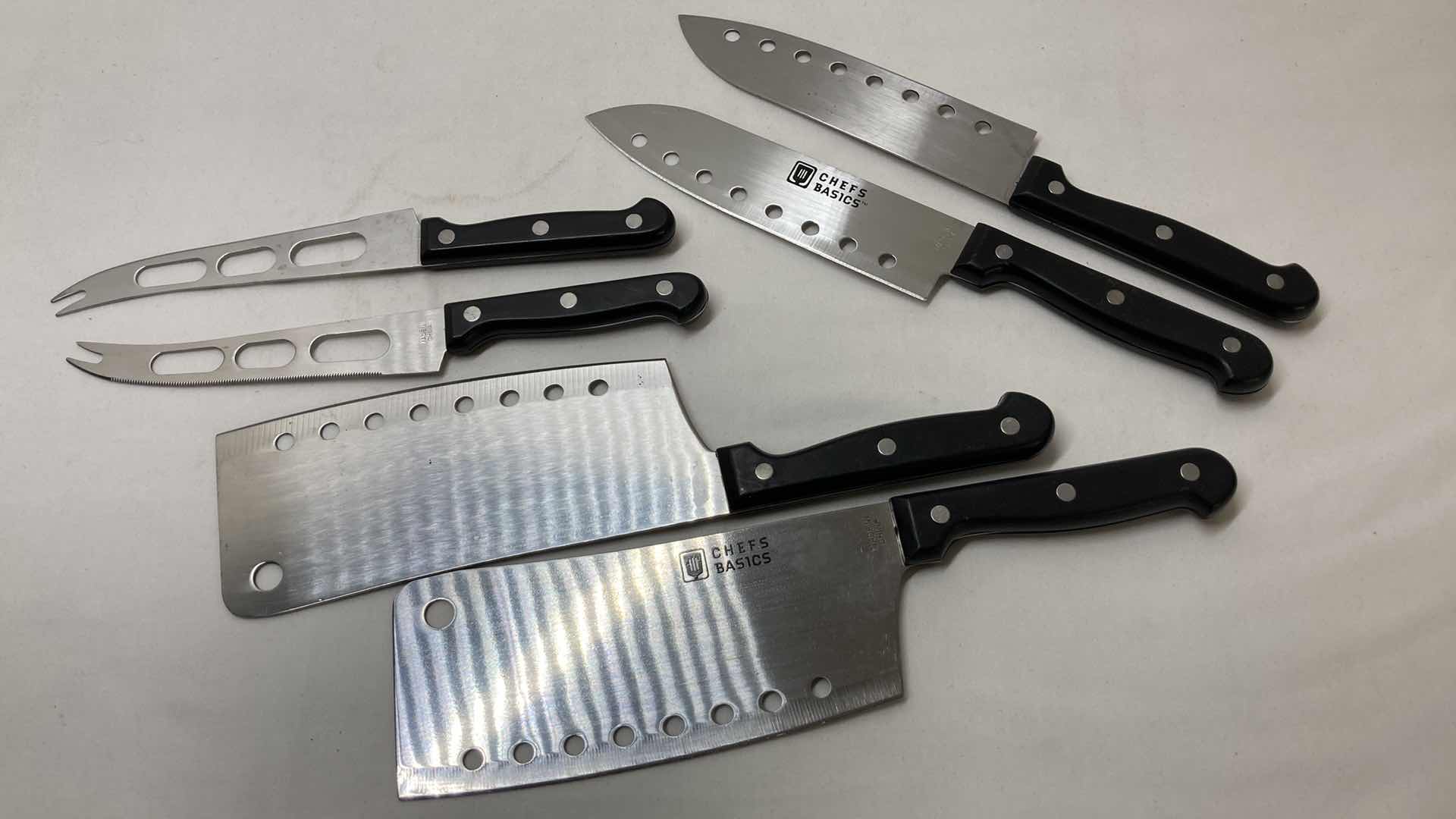 Photo 3 of CHEFS BASICS CUTLERY & UTENSIL SET (16) W CUTTING BOARD