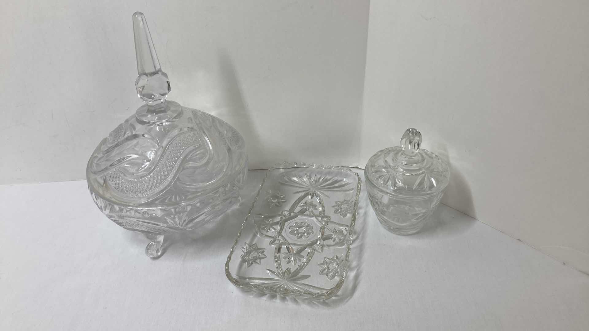 Photo 3 of CLEAR DECORATIVE GLASS- VARIOUS DESIGNS & PURPOSES (8)