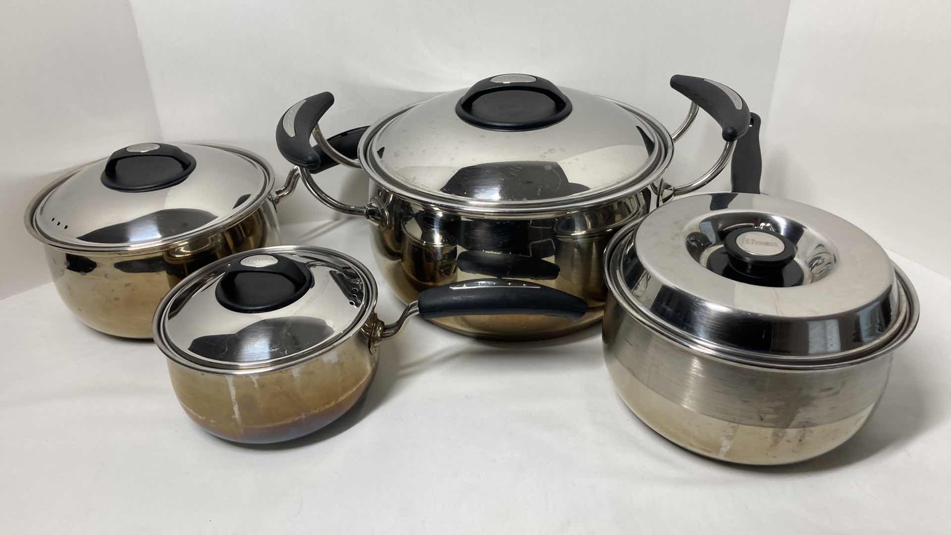 Photo 2 of KINOX STAINLESS STEEL COOKING POT SET W LIDS (4)