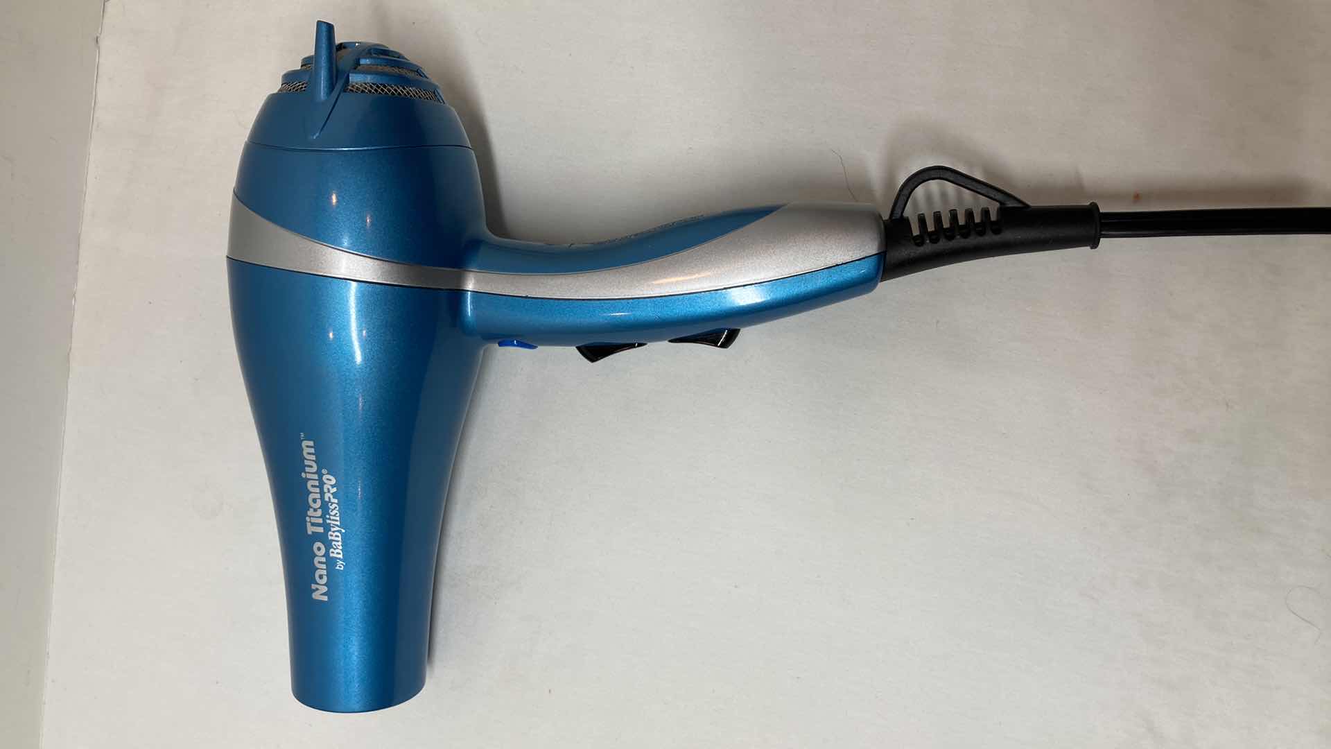 Photo 2 of BABYLISS PRO NANO TITANIUM HAIR DRYER MODEL BABNT5548 W WIGO EUROPE CERAMIC FLAT IRON MODEL WG5308