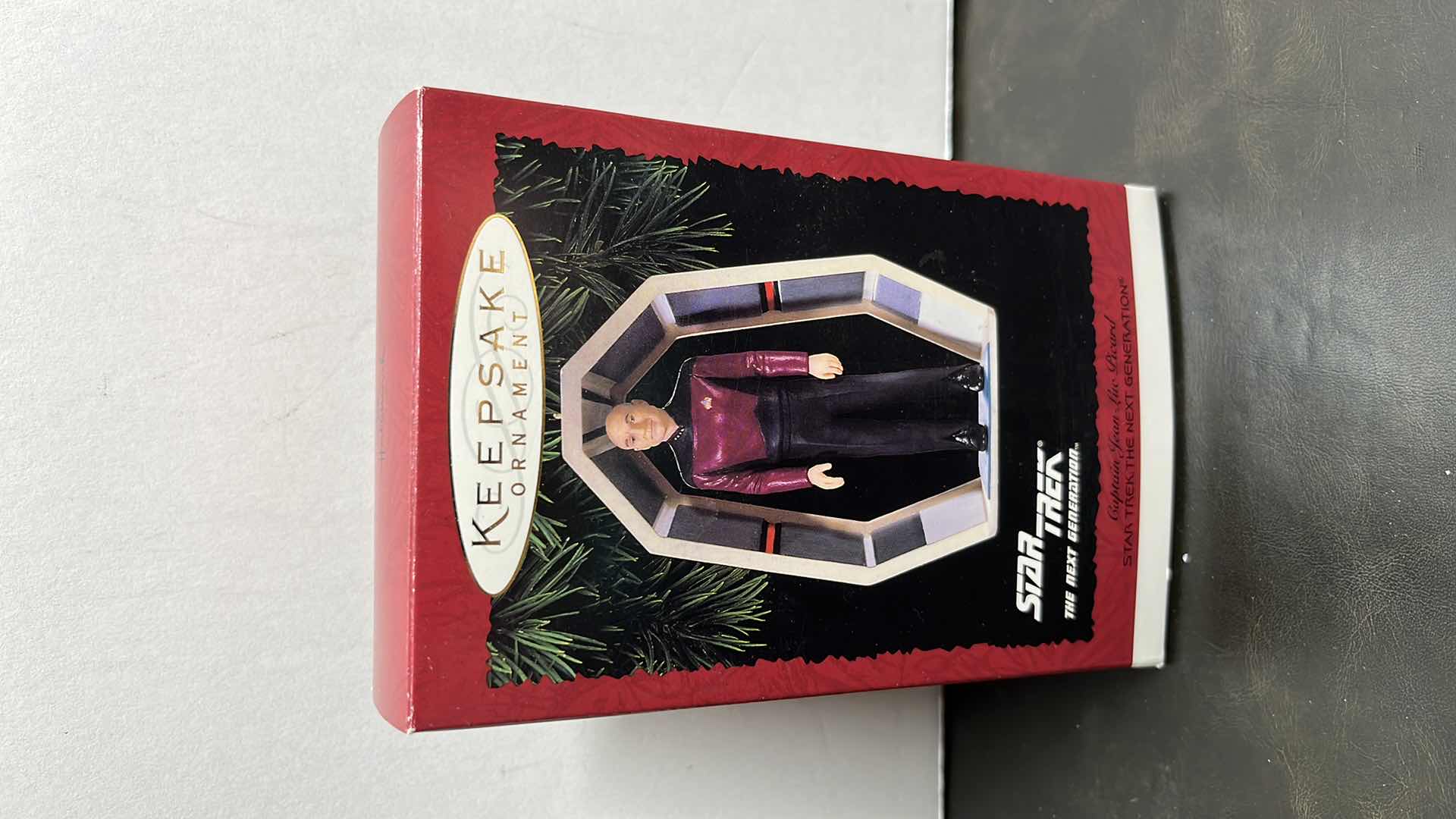 Photo 1 of NEW HALLMARK KEEPSAKE ORNAMENT 1995 STAR TREK THE NEXT GENERATION CAPTAIN JEAN-LUC PICARD, QXI5737