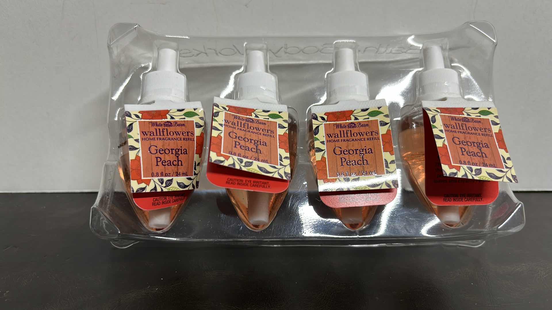 Photo 1 of NEW BATH & BODY WORKS WHITE BARN WALLFLOWERS GEORGIA PEACH HOME FRAGRANCE REFILL (PACK OF 4)