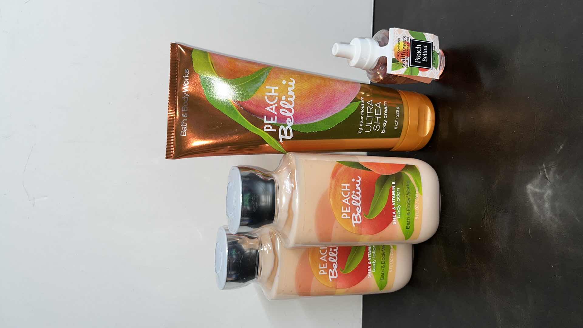 Photo 1 of NEW BATH & BODY WORKS PEACH BELLINI SET (4 ITEMS)