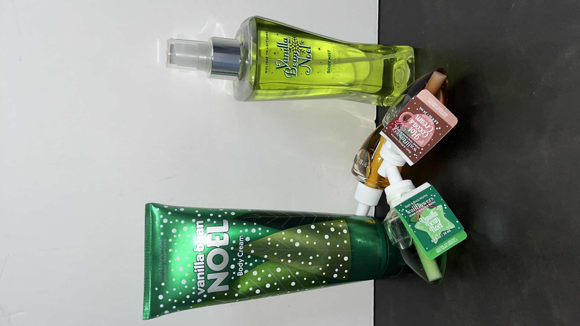 Photo 1 of NEW BATH & BODY WORKS VANILLA BEAN NOEL BODY CREAM & BODY MIST, WALLFLOWERS HOME FRAGRANCE REFILL (3)