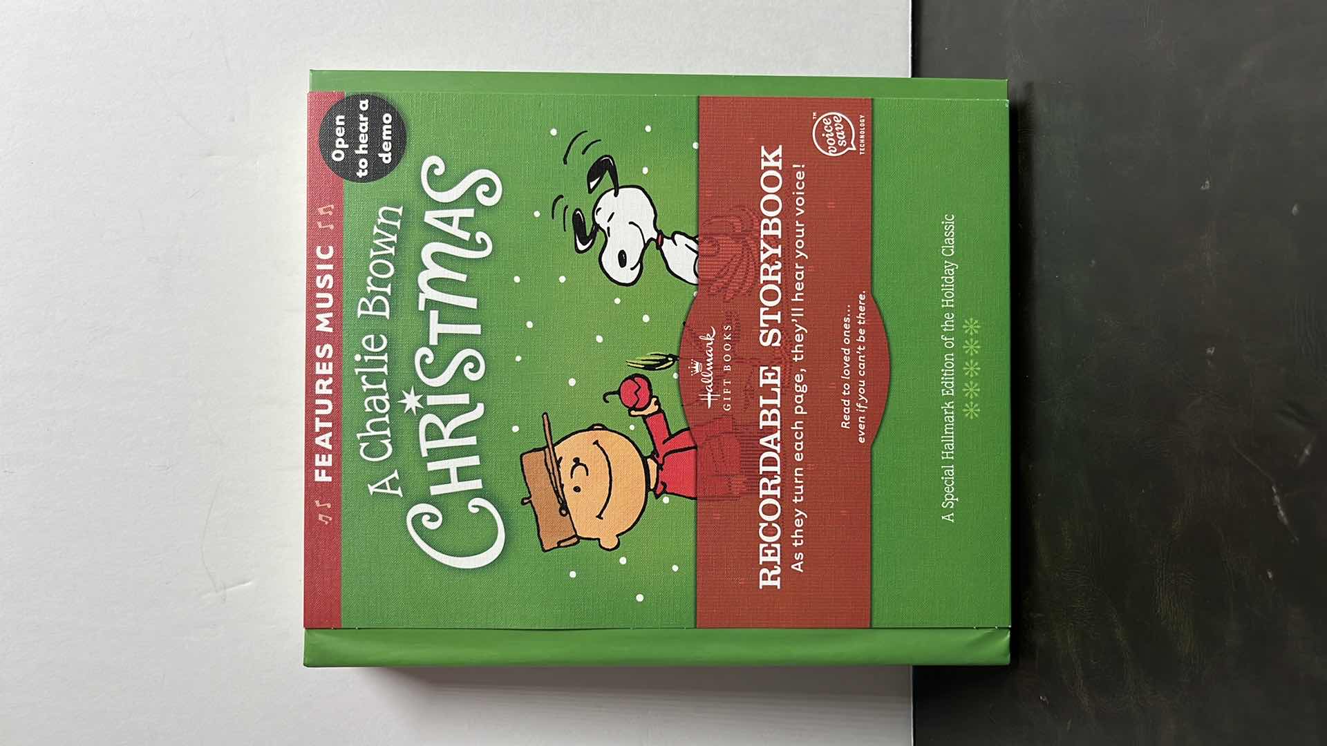 Photo 1 of NEW HALLMARK GIFT BOOKS RECORDABLE STORYBOOK “A CHARLIE BROWN CHRISTMAS”