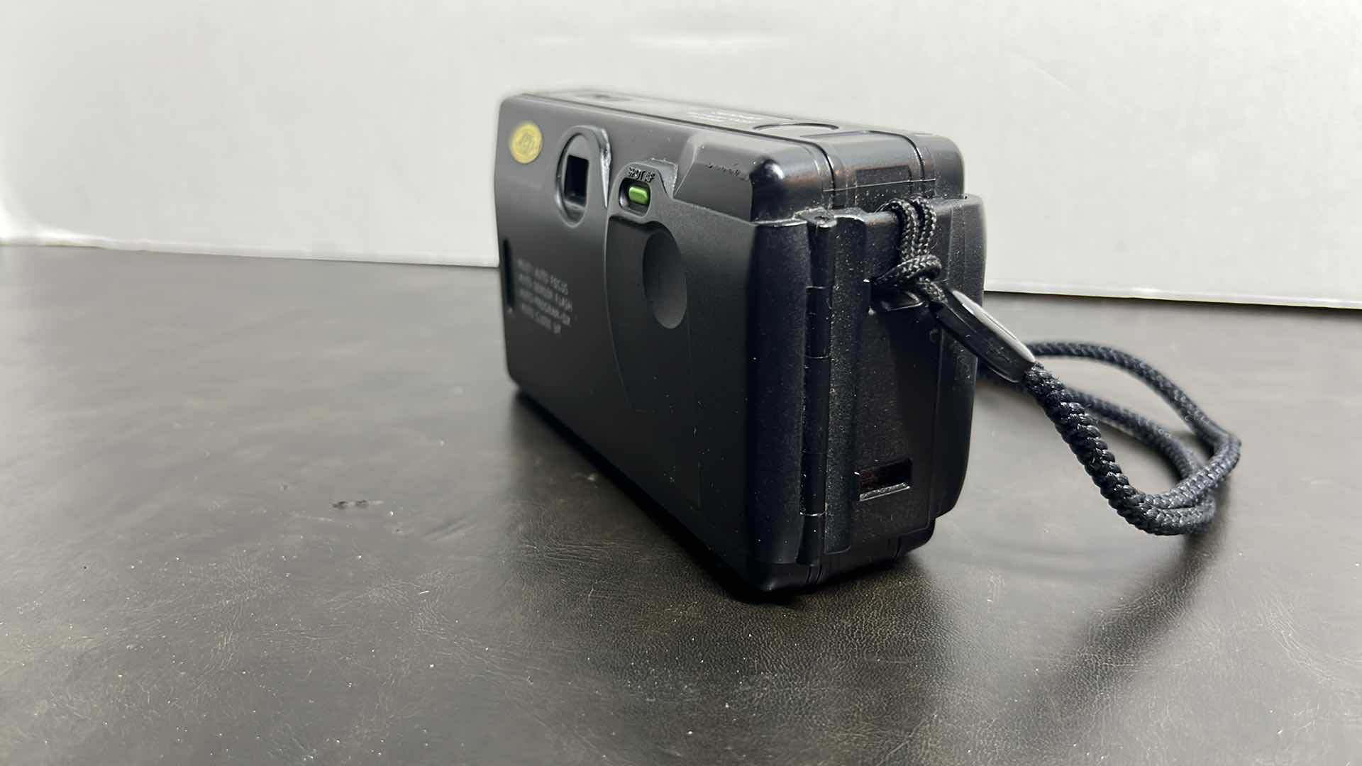 Photo 5 of VINTAGE CHINON 35M AF MULTI AUTO FOCUS SYSTEM, 35MM FILM POINT & SHOOT CAMERA W CASE