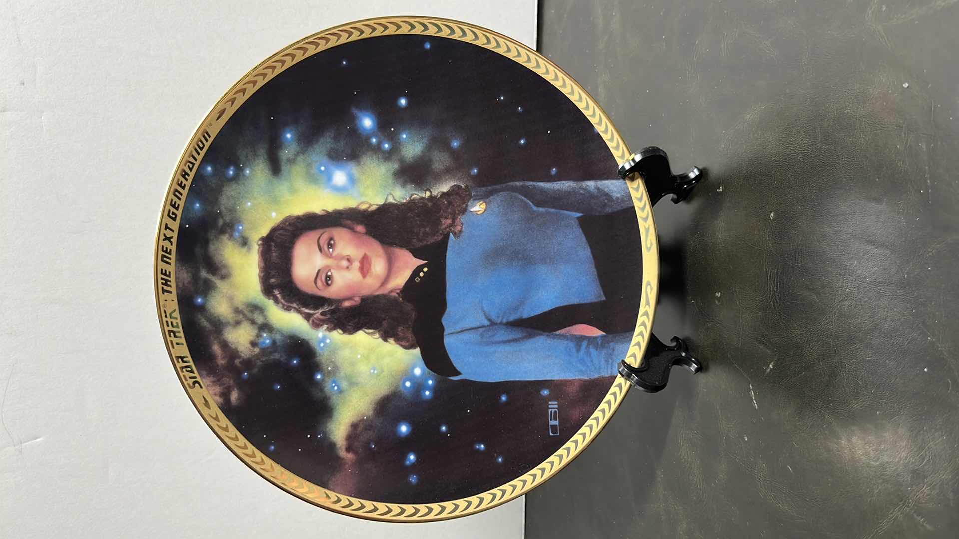 Photo 13 of STAR TREK NEXT GENERATION 5TH ANNIVERSARY HAMILTON 8.25” PLATE COLLECTION W GOLDING DISPLAY EASELS (6)