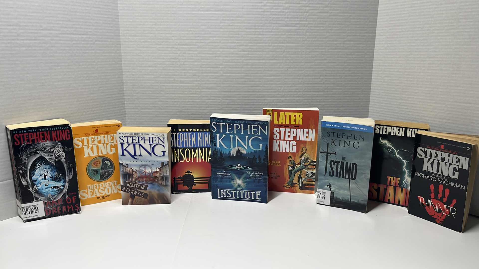 Photo 2 of STEPHEN KING PAPERBACK BOOKS, VARIOUS TITLES (9)