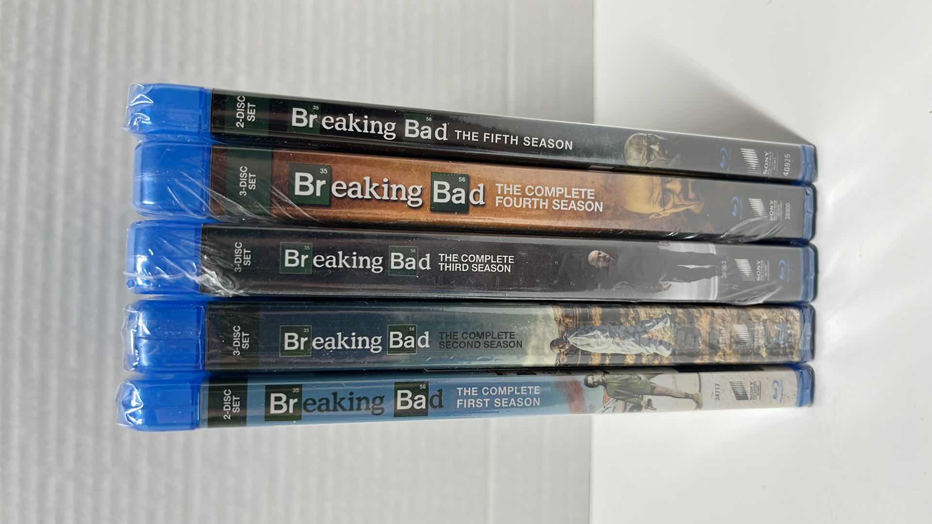 Photo 1 of NEW BREAKING BAD BLU RAY DISC SETS SEASONS 1-5 (5)