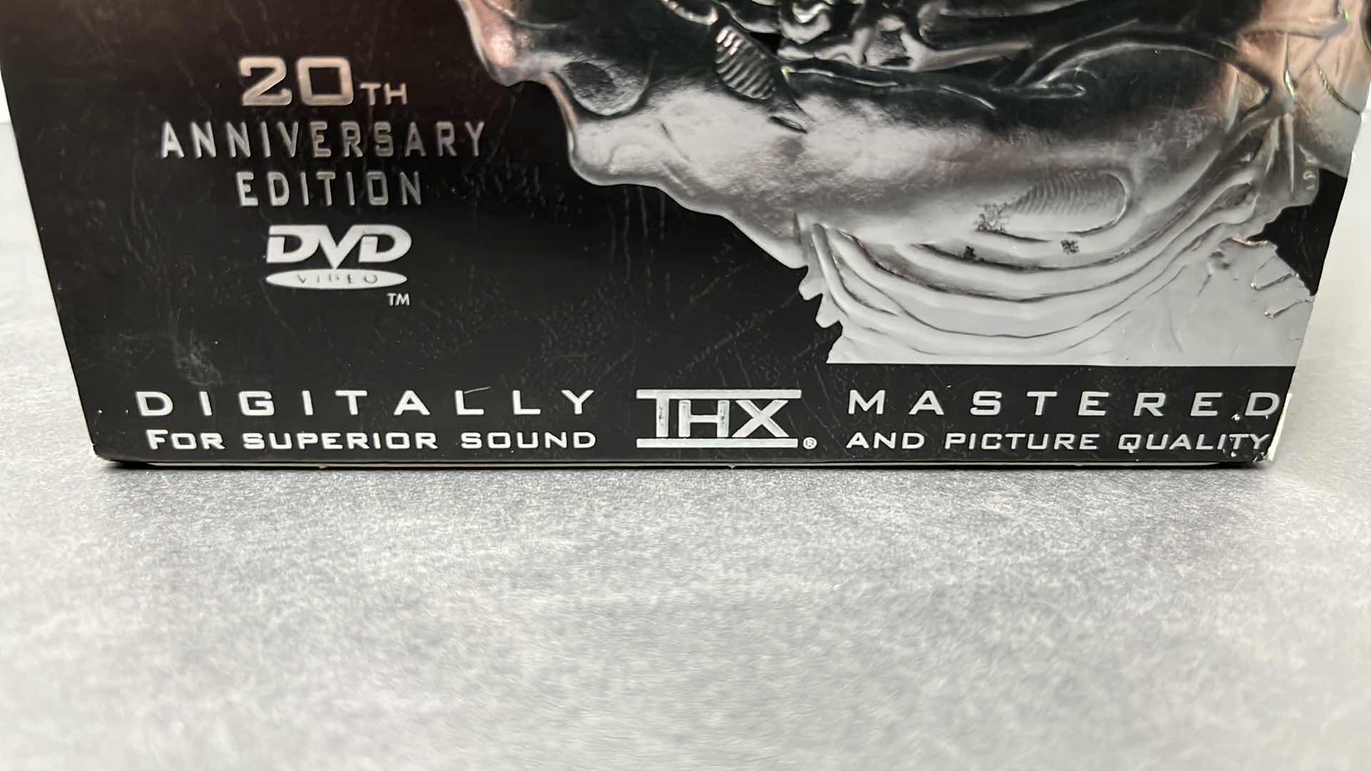 Photo 3 of THE ALIEN LEGACY 20TH ANNIVERSARY EDITION 4 DISC DVD SET, 1993 RELEASE 