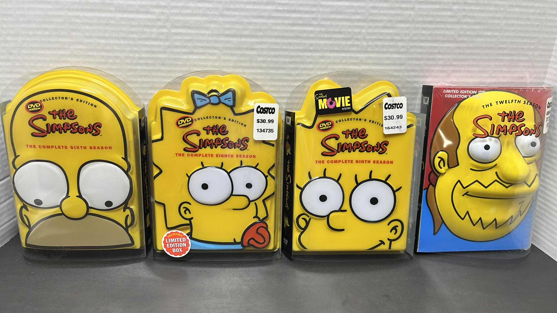 Photo 3 of THE SIMPSONS COLLECTORS EDITION COMPLETE SEASONS 1-15 DVD DISC SETS (15)