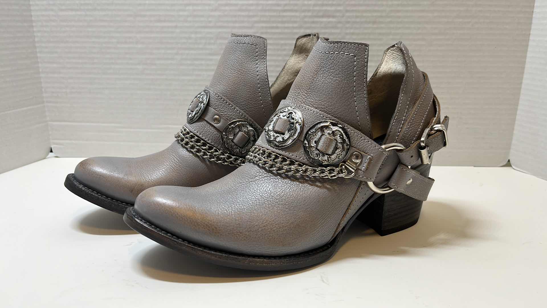 Photo 1 of FREEBIRD BY STEVEN MYSTIC ANKLE BOOTIES, GRAY/TAN (WOMENS SIZE 9)