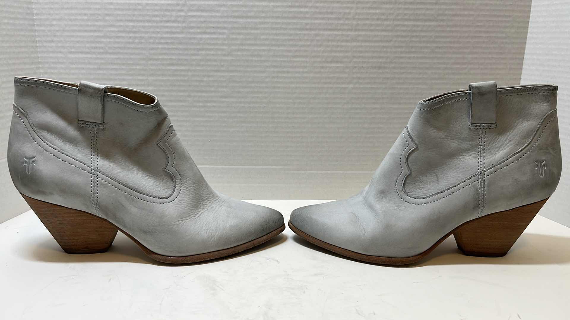 Photo 3 of FRYE REINA ANKLE BOOTIES, LIGHT GREY (WOMENS SIZE 9)