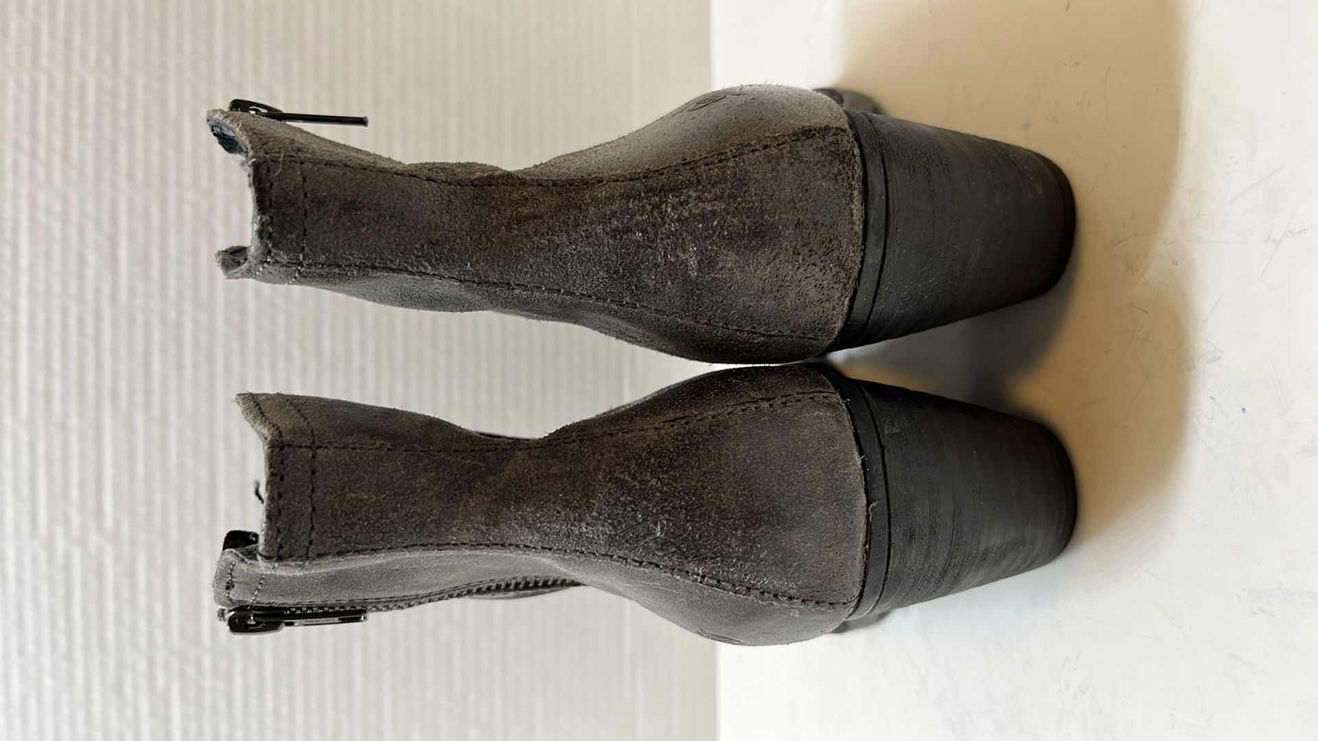 Photo 5 of BORN ABBY ZIP UP ANKLE BOOT, GREY DISTRESSED (WOMENS SIZE 9)