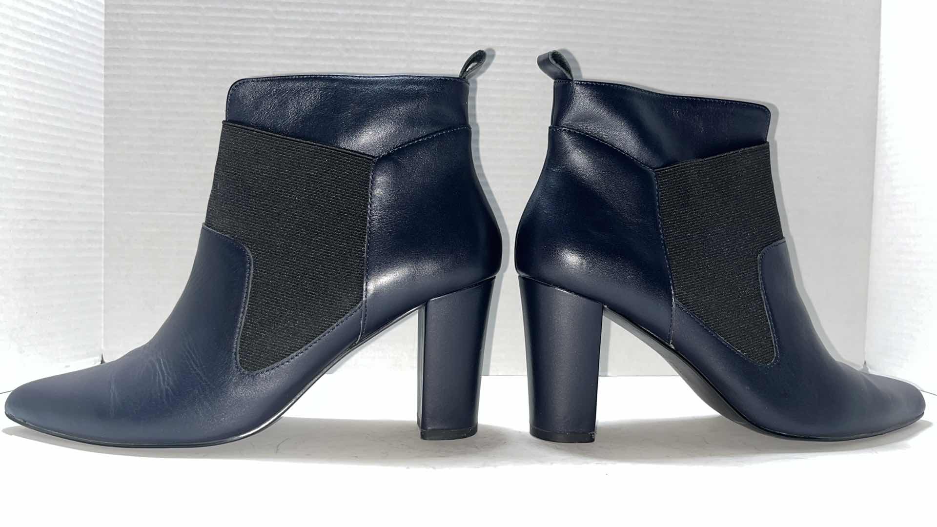 Photo 3 of ELLEN TRACY PERSUADE ANKLE BOOTIE, NAVY/BLACK (WOMENS SIZE 9)