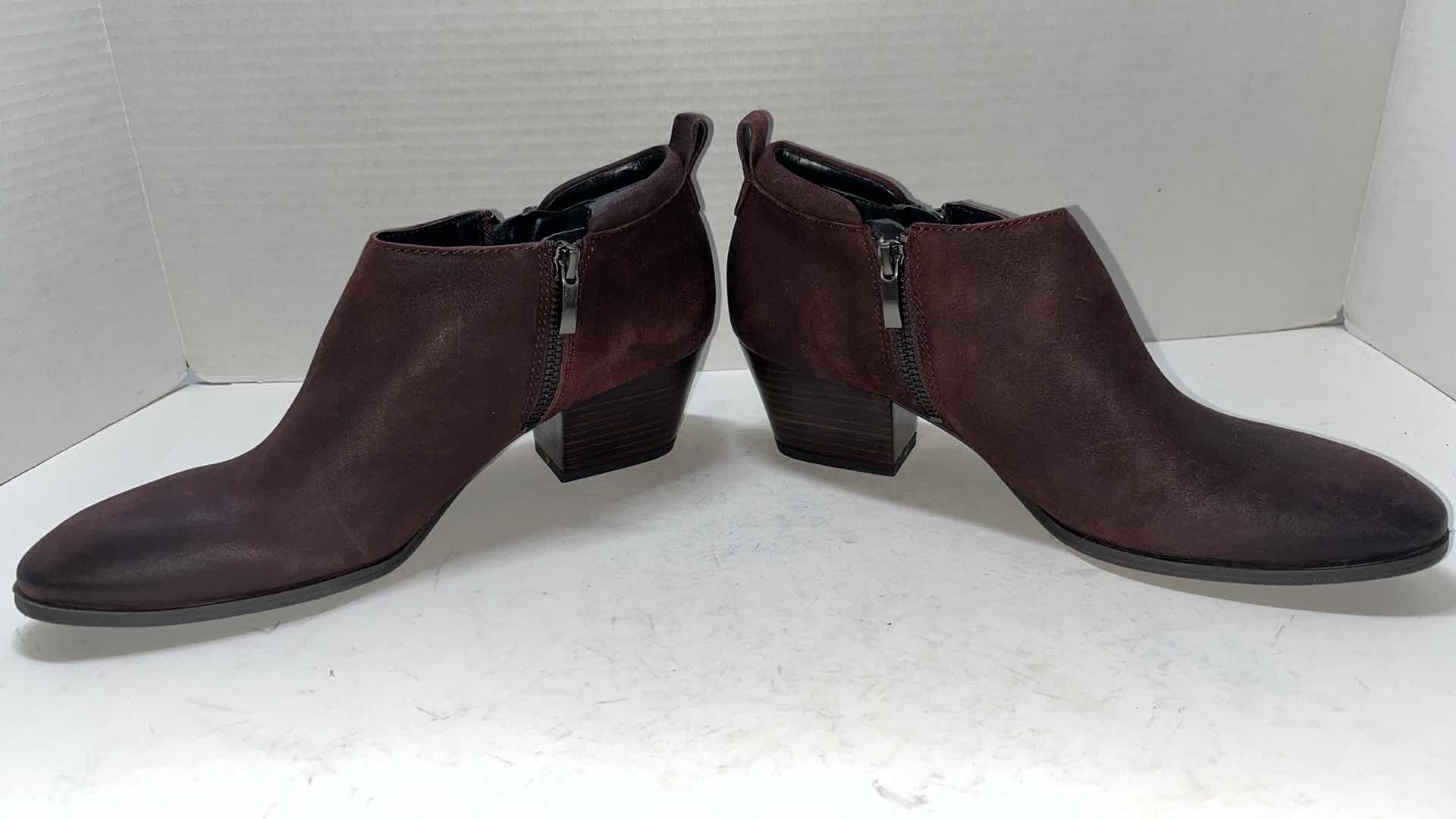 Photo 3 of FRANCO SARTO THE ARTISTS COLLECTION GRANITE LOW ANKLE BOOTIE, WINE (WOMENS SIZE 9)