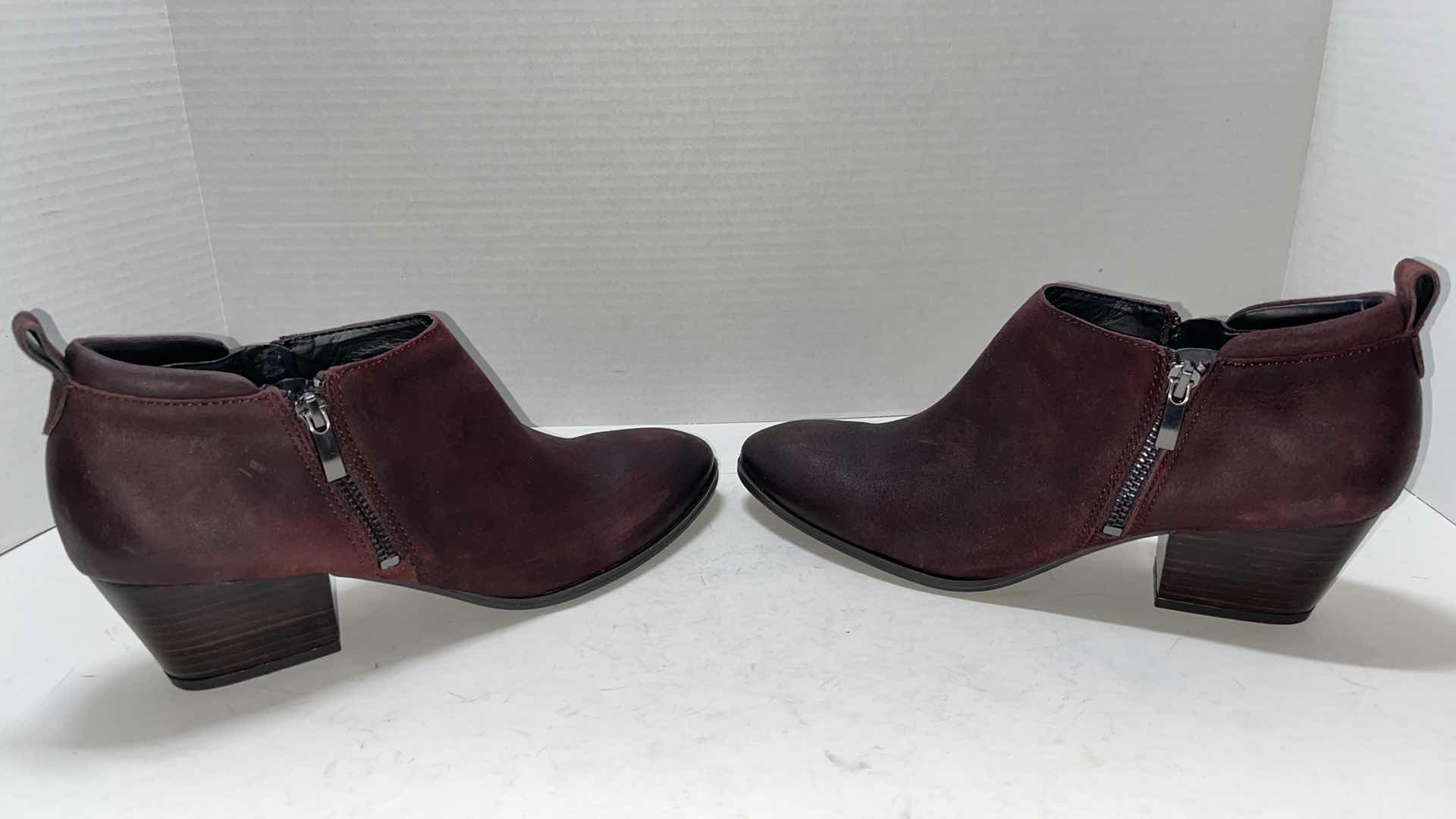 Photo 4 of FRANCO SARTO THE ARTISTS COLLECTION GRANITE LOW ANKLE BOOTIE, WINE (WOMENS SIZE 9)