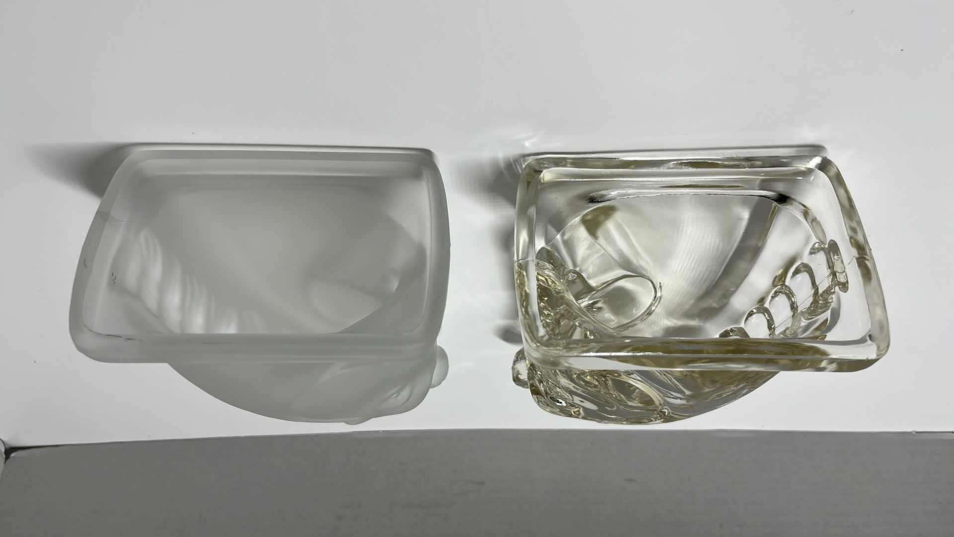 Photo 8 of VINTAGE MIDCENTURY CLEAR GLASS & FROSTED GLASS HORSE HEAD BOOKENDS, 3.25” X 4.75” H5.5” (2)