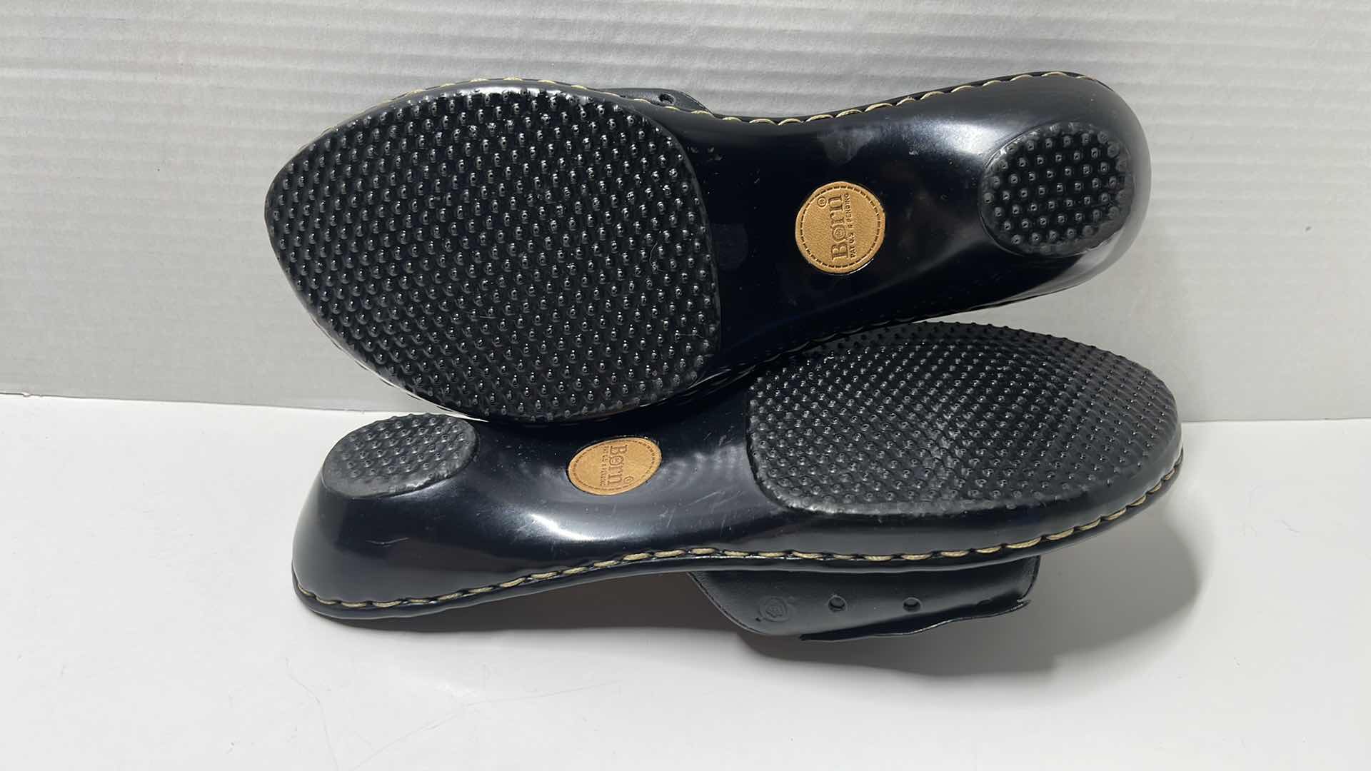 Photo 7 of BORN BOW TIE SLIDE SANDAL, BLACK (WOMENS SIZE 9)