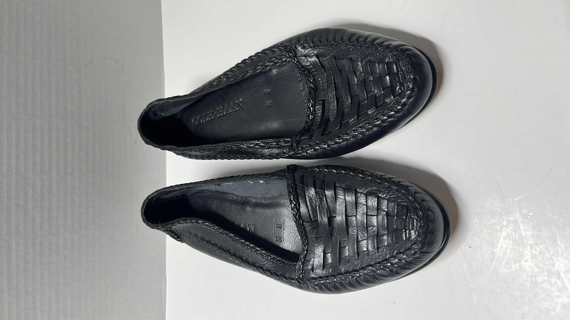 Photo 5 of VINTAGE COLE HAAN LEATHER LOAFERS, BLACK (WOMEN SIZE 8)