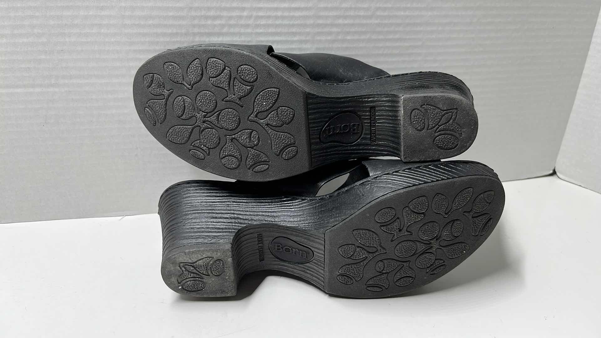 Photo 6 of BORN CONEY SLIDE SANDALS, BLACK (WOMENS SIZE 9)