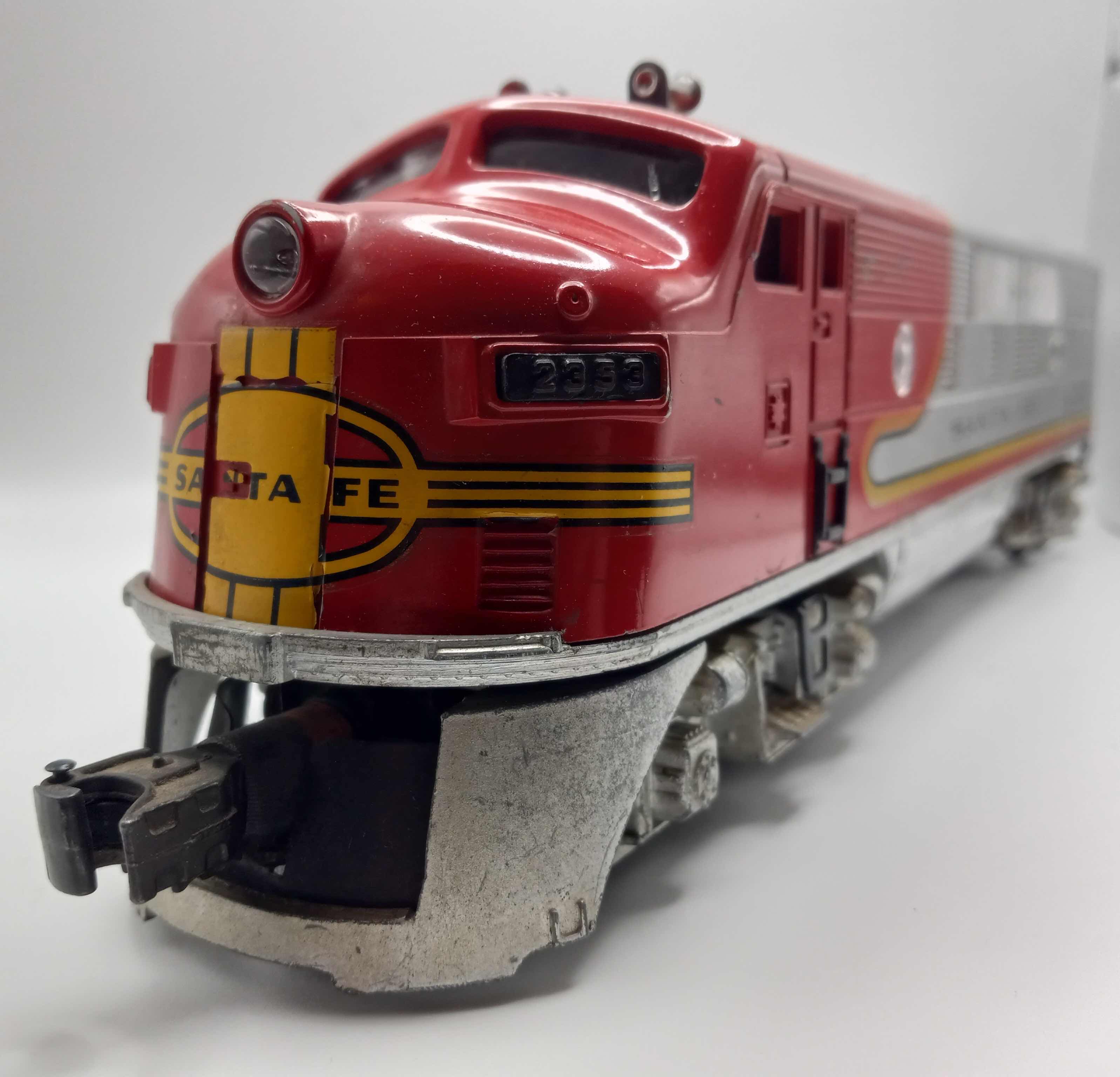 Photo 2 of LIONEL TRAINS SANTA FE F-3 DIESEL LOCOMOTIVE 2353