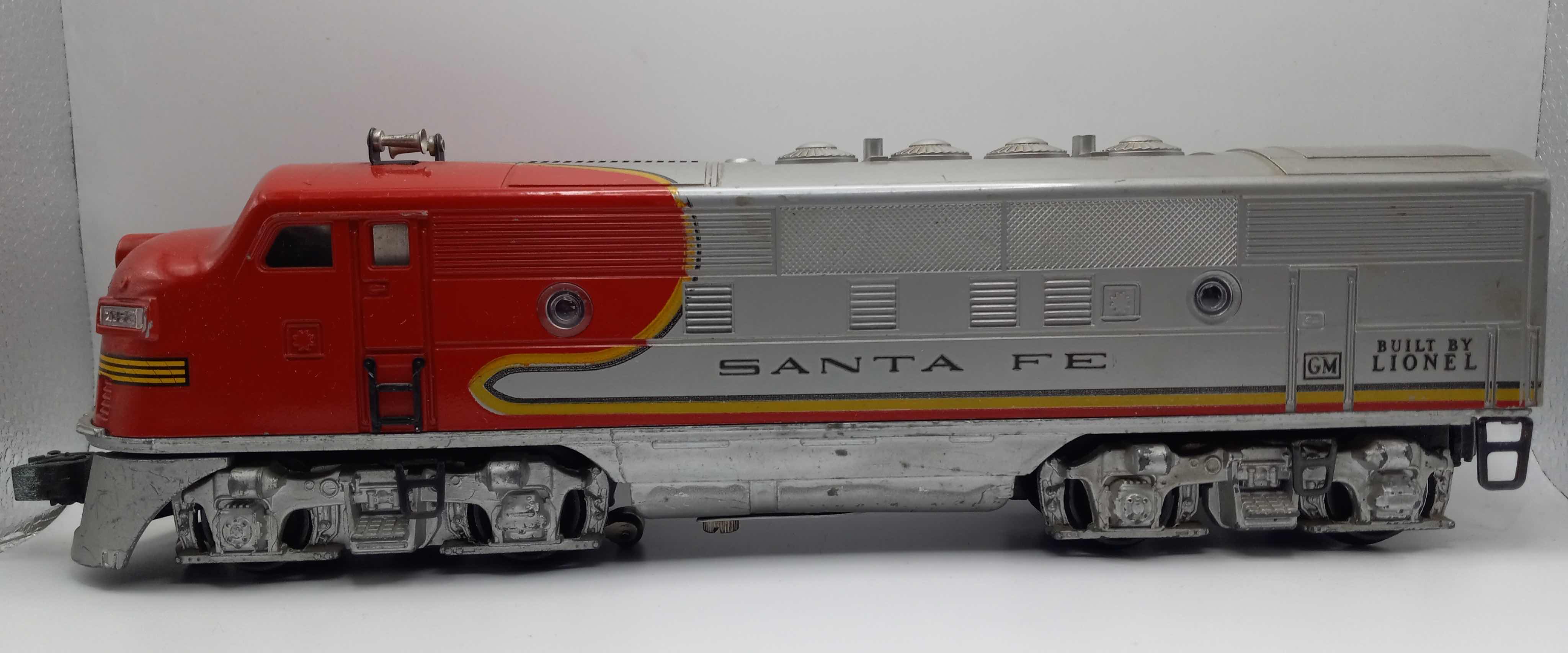 Photo 1 of LIONEL TRAINS SANTA FE F-3 DIESEL LOCOMOTIVE 2353