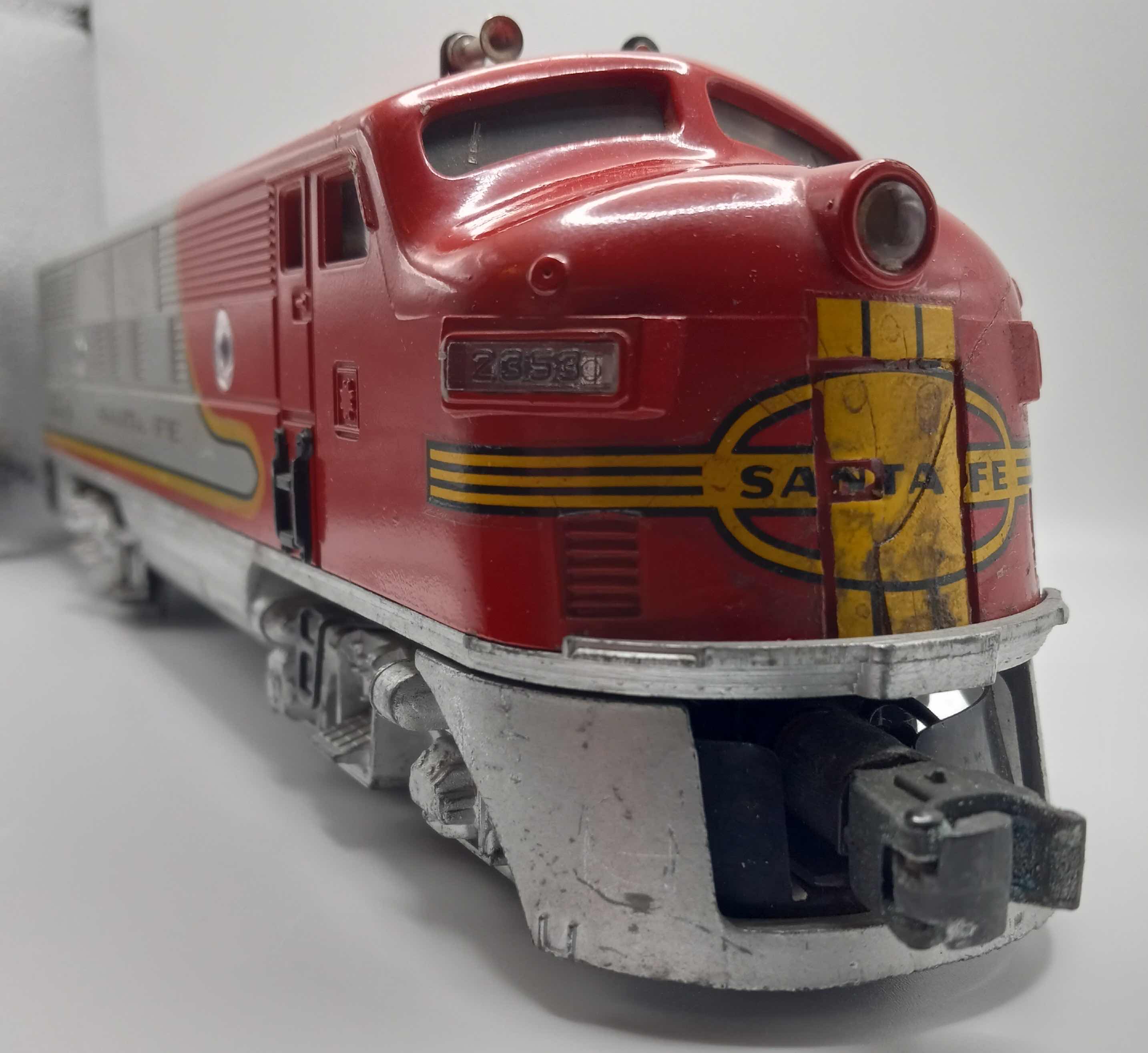 Photo 2 of LIONEL TRAINS SANTA FE F-3 DIESEL LOCOMOTIVE 2353