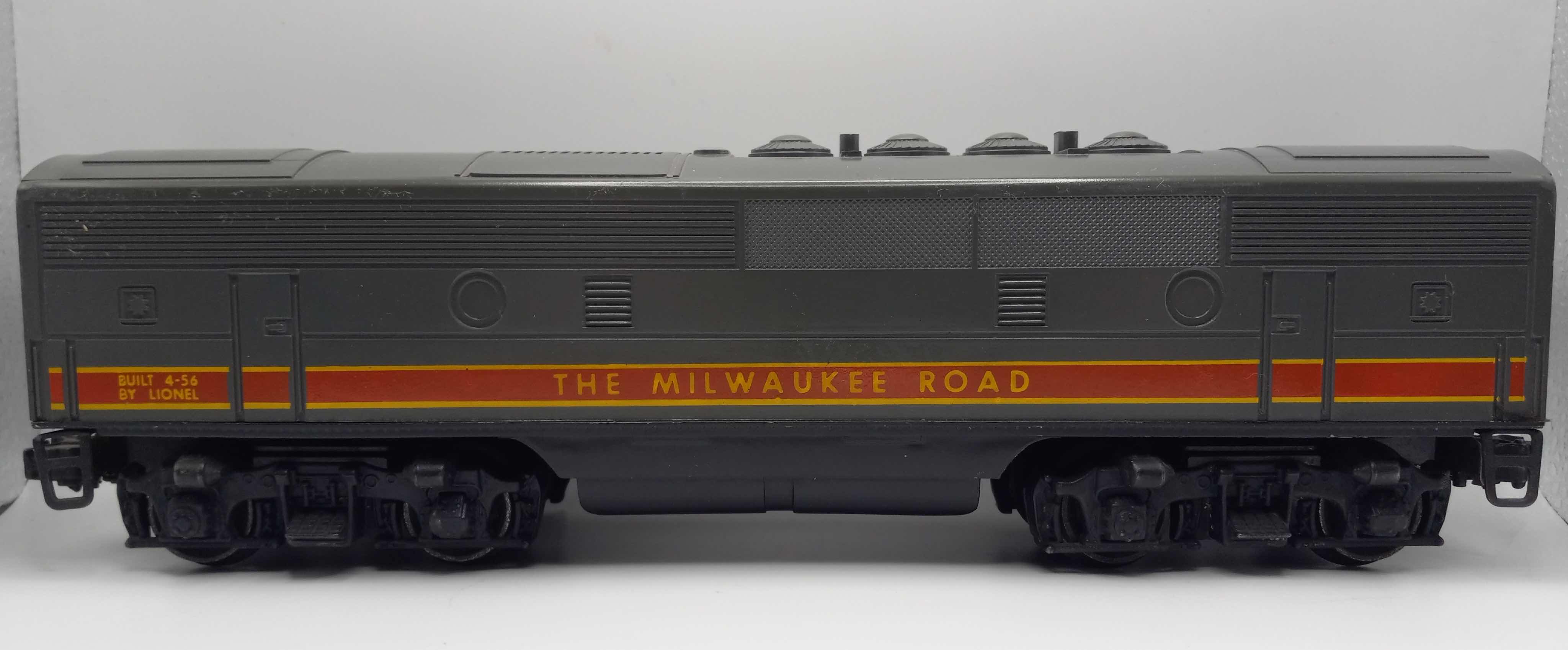 Photo 1 of LIONEL TRAINS MILWAUKEE ROAD F-3 DIESEL 2378B