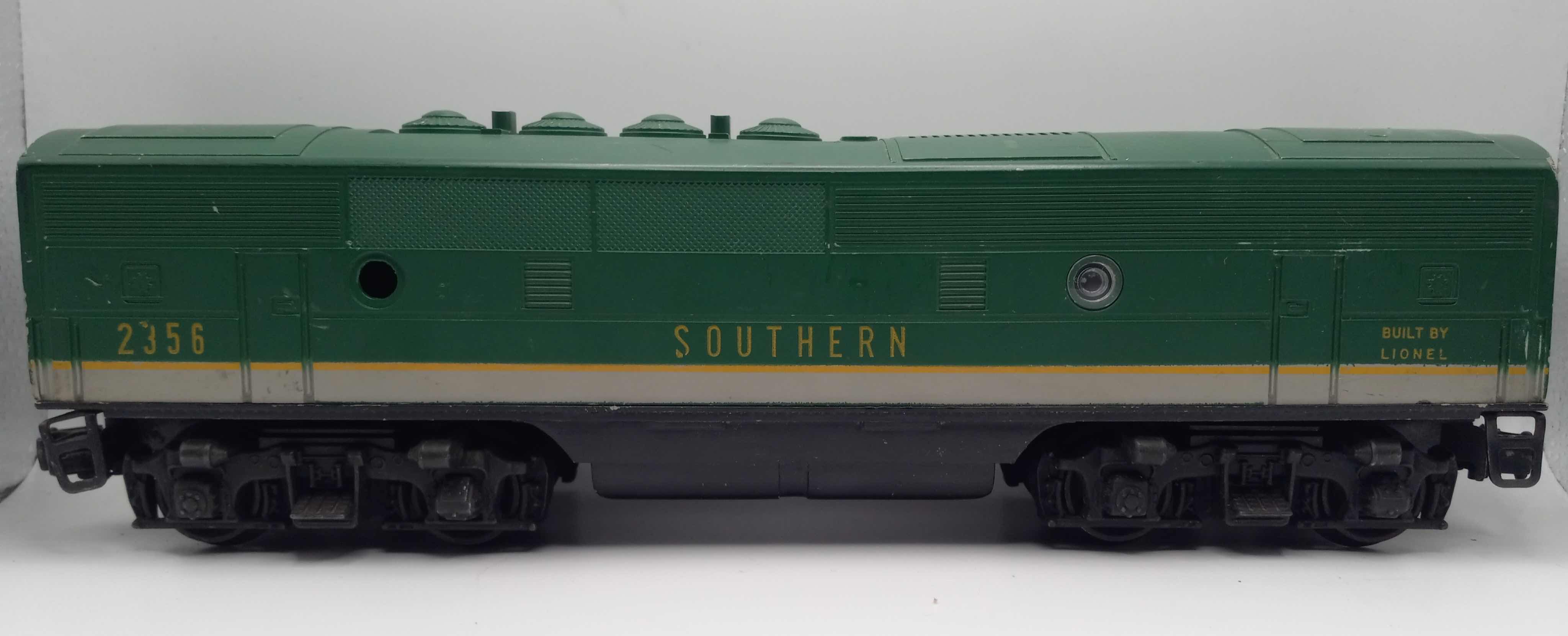 Photo 4 of LIONEL TRAINS SOUTHERN F-3 DIESEL UNIT 2356B