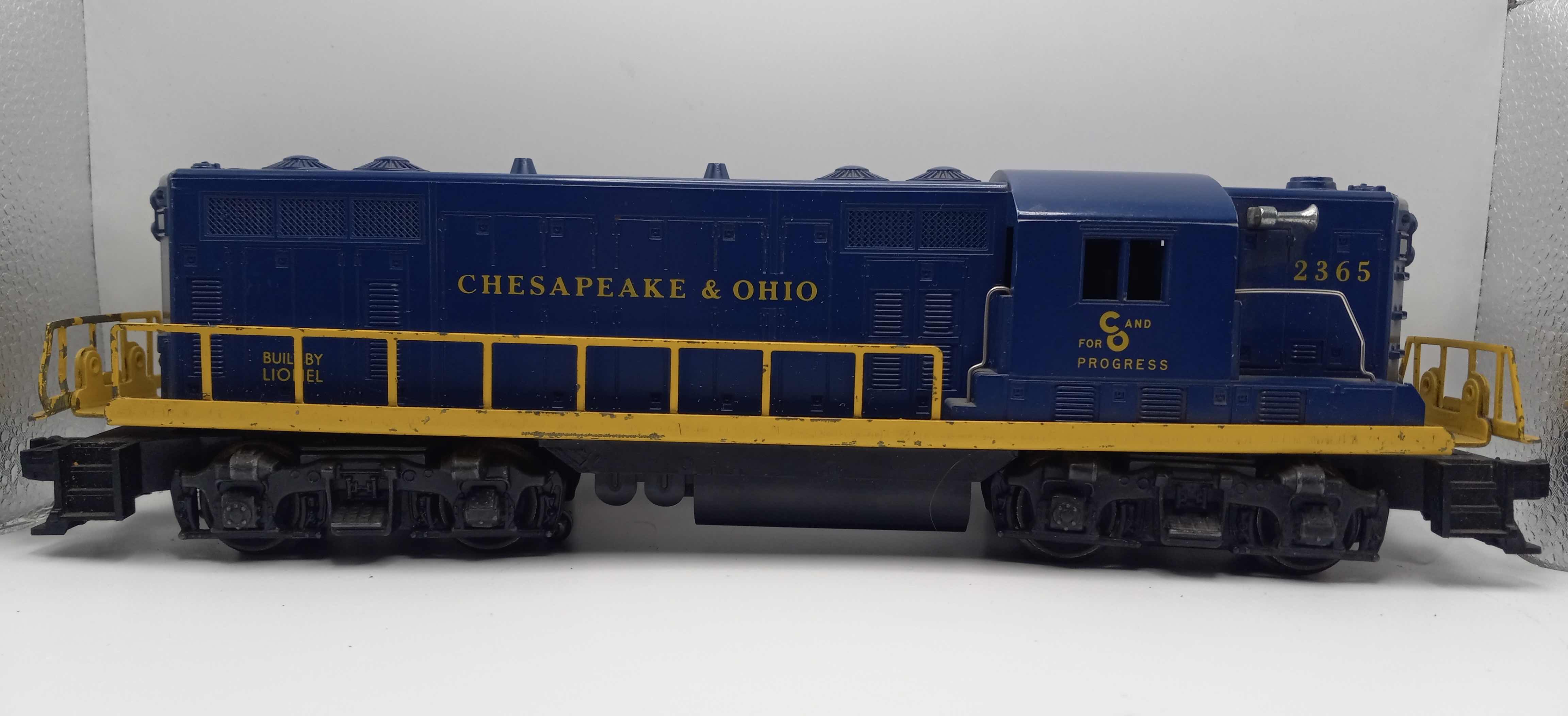 Photo 4 of LIONEL TRAINS CHESAPEAKE & OHIO GP-7 DIESEL LOCOMOTIVE 2365