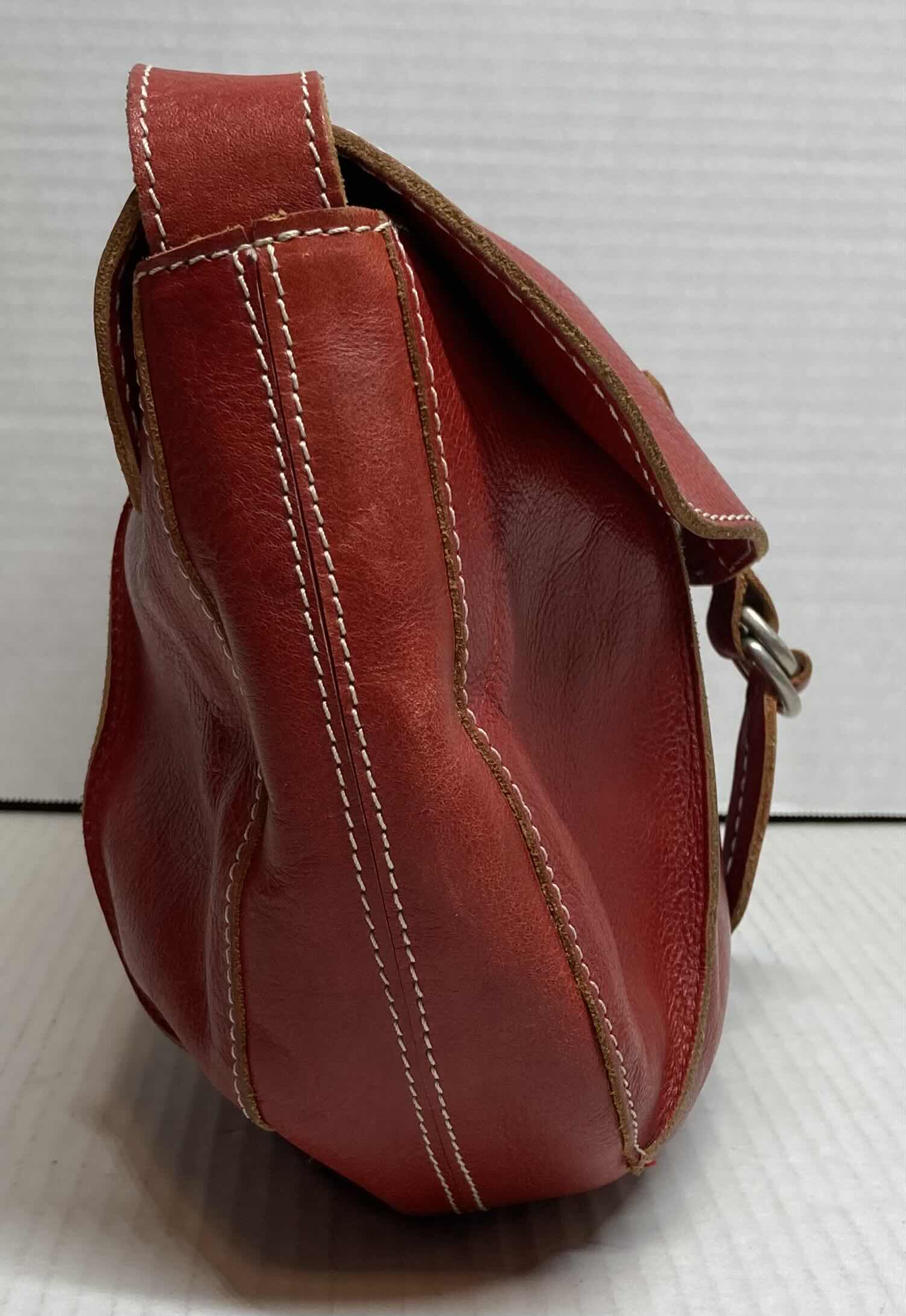 Photo 4 of CHRISTOPHER KON RED LEATHER HANDBAG 