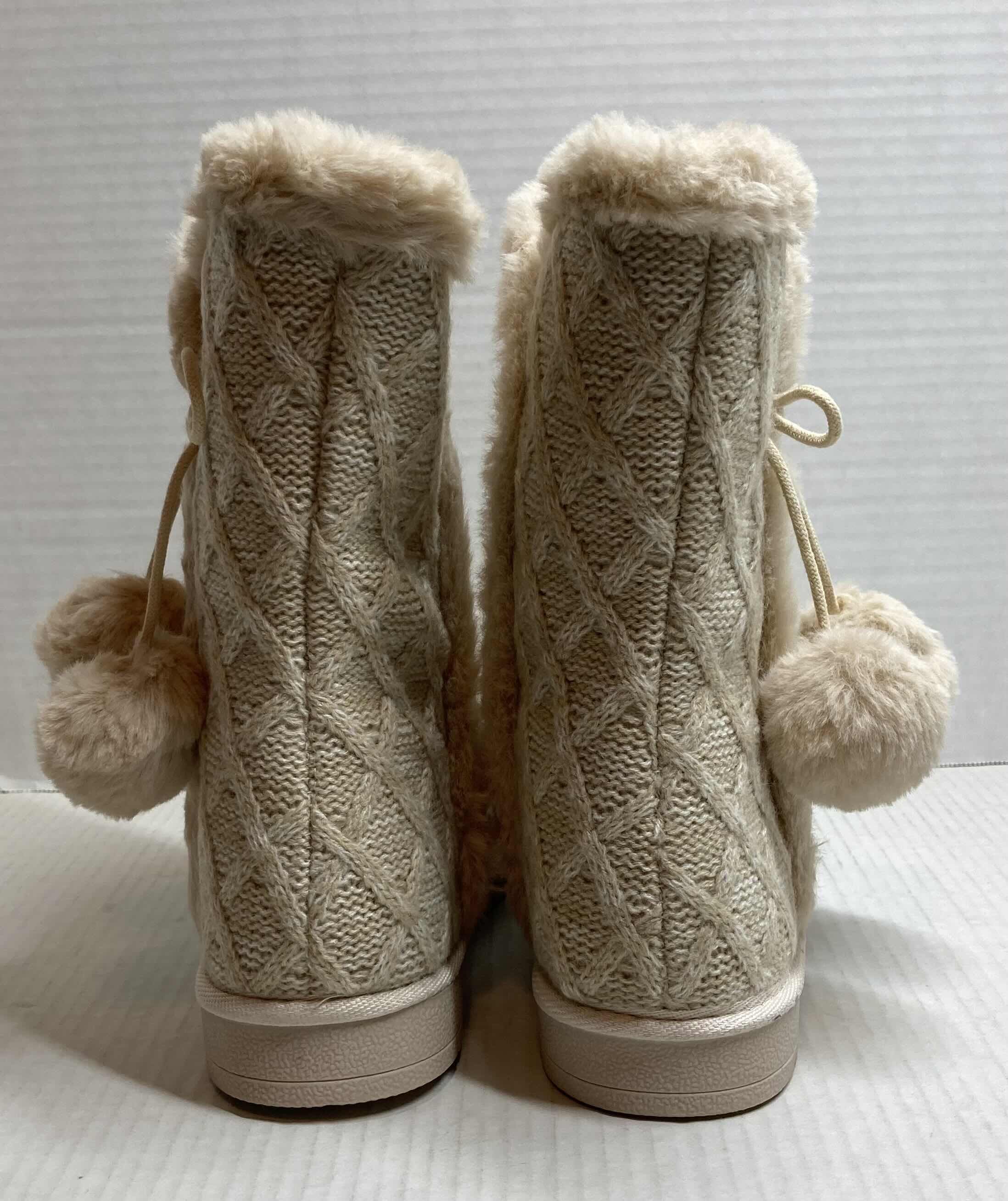 Photo 5 of NEW JUSTFAB BEIGE IDINA KNOT POM FUZZIE BOOTS WOMEN’S SIZE 8