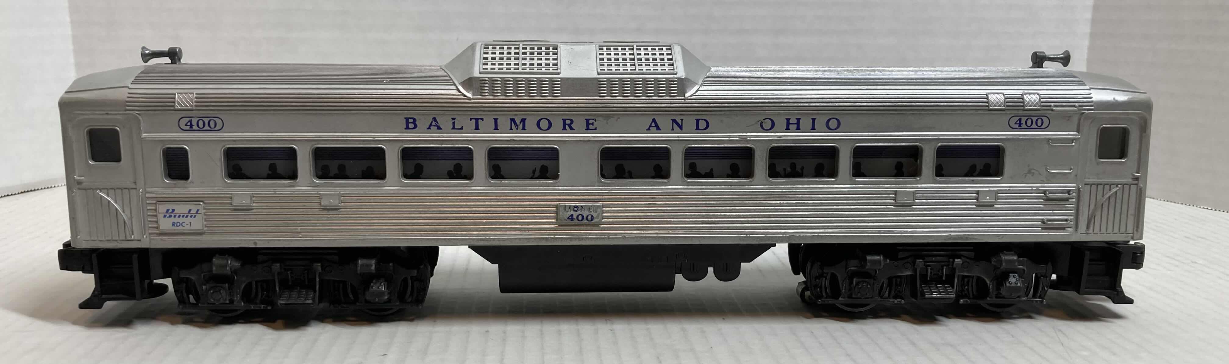 Photo 2 of LIONEL TRAINS 400 BALTIMORE & OHIO BUDD RDV-1 TRAIN CAR 1956-1958